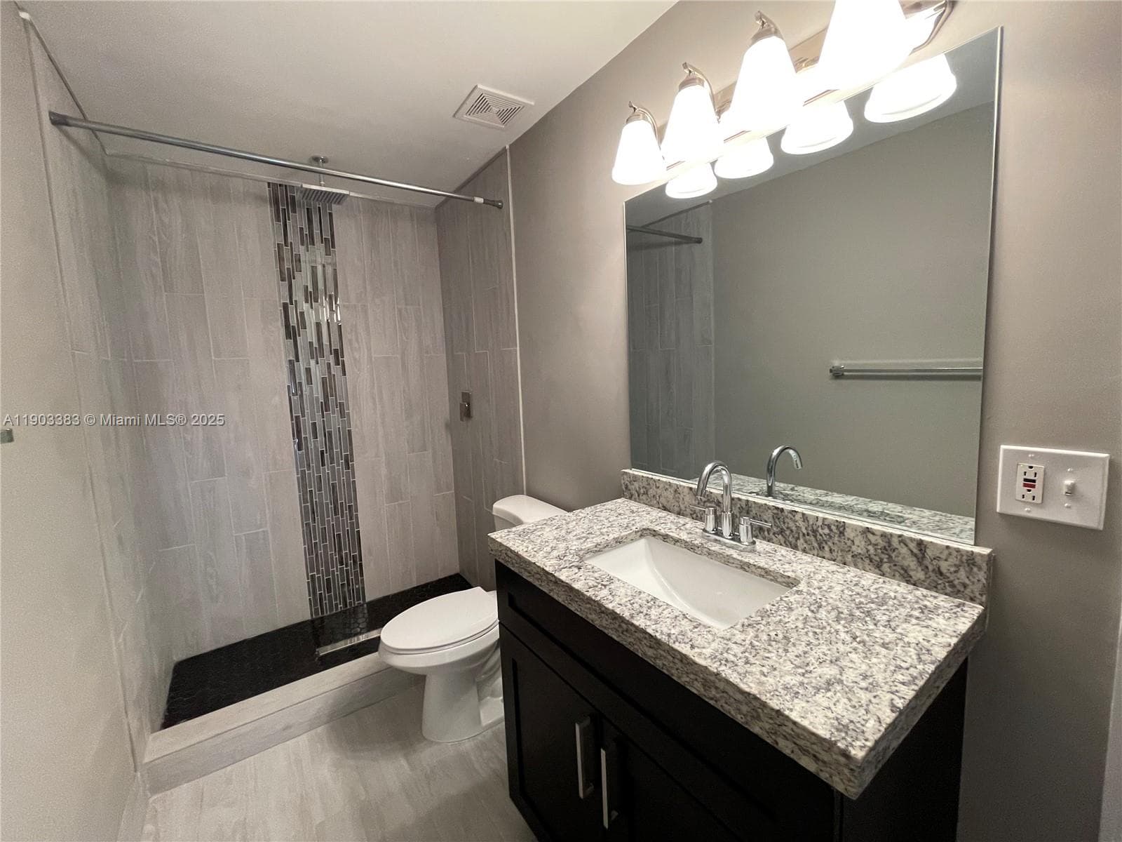 SUMMER LAKE · #203 in Oakland Park - Photo 9