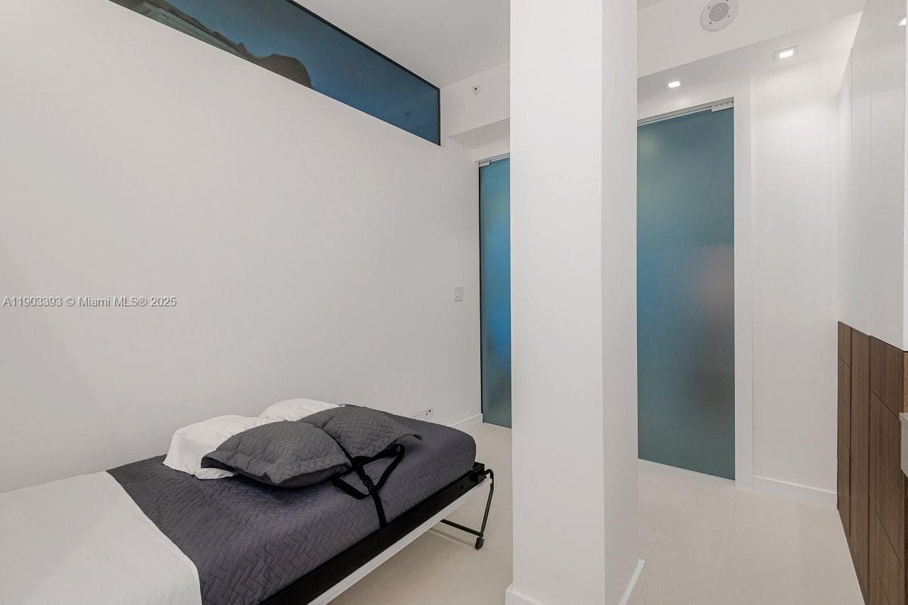 Roney Palace · #PH20 in Miami Beach - Photo 23