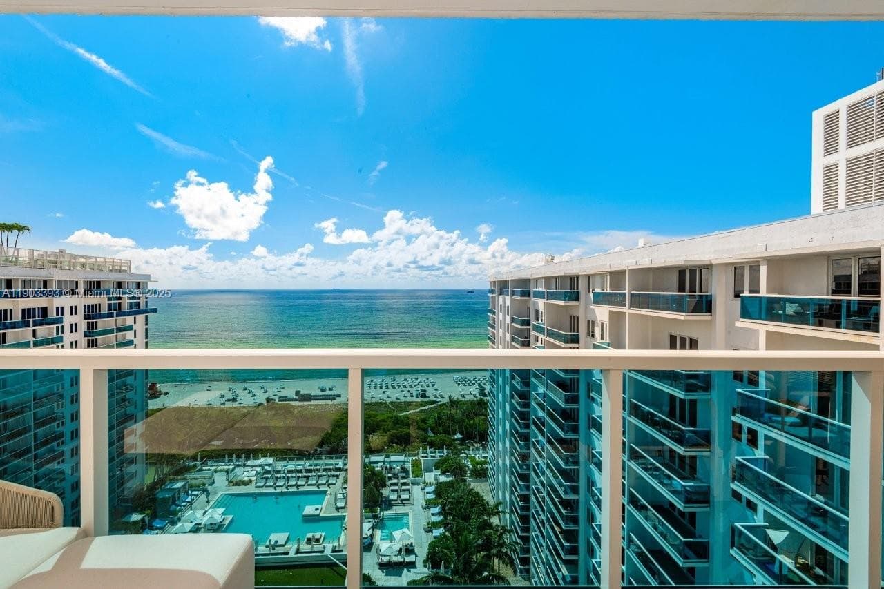 Roney Palace · #PH20 in Miami Beach - Photo 25