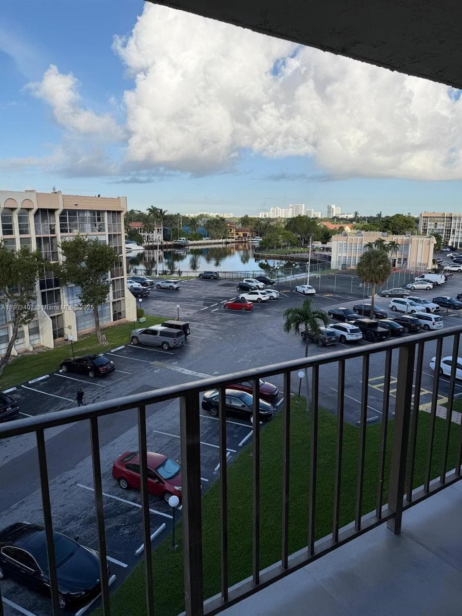 DESOTO PARK CONDO · #511 in Hallandale Beach - Photo 23