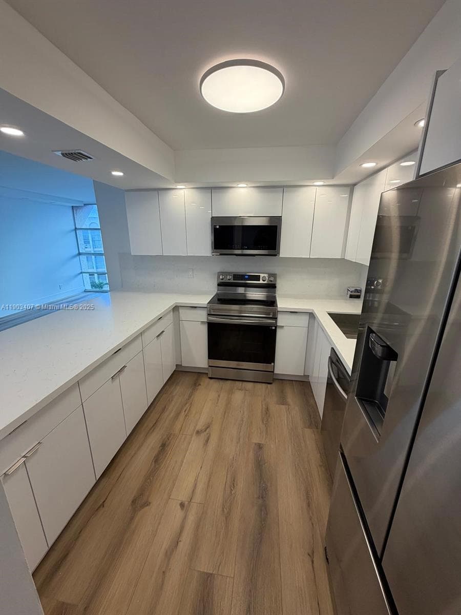 DESOTO PARK CONDO · #511 in Hallandale Beach - Photo 12