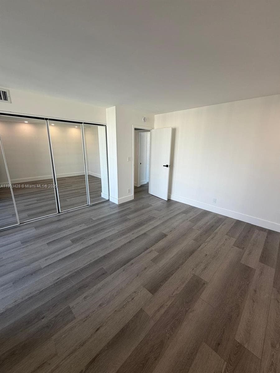 DESOTO PARK CONDO · #501 in Hallandale Beach - Photo 24