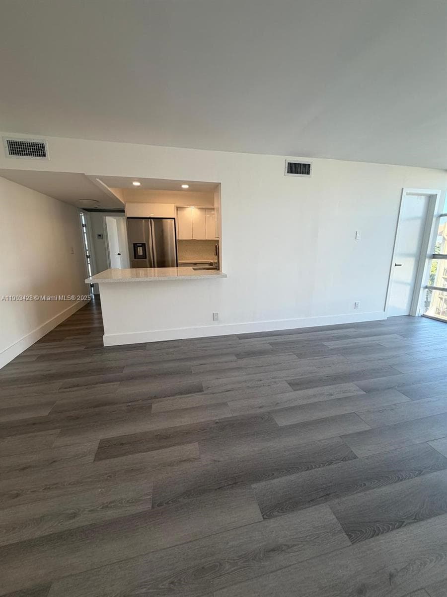 DESOTO PARK CONDO · #501 in Hallandale Beach - Photo 10