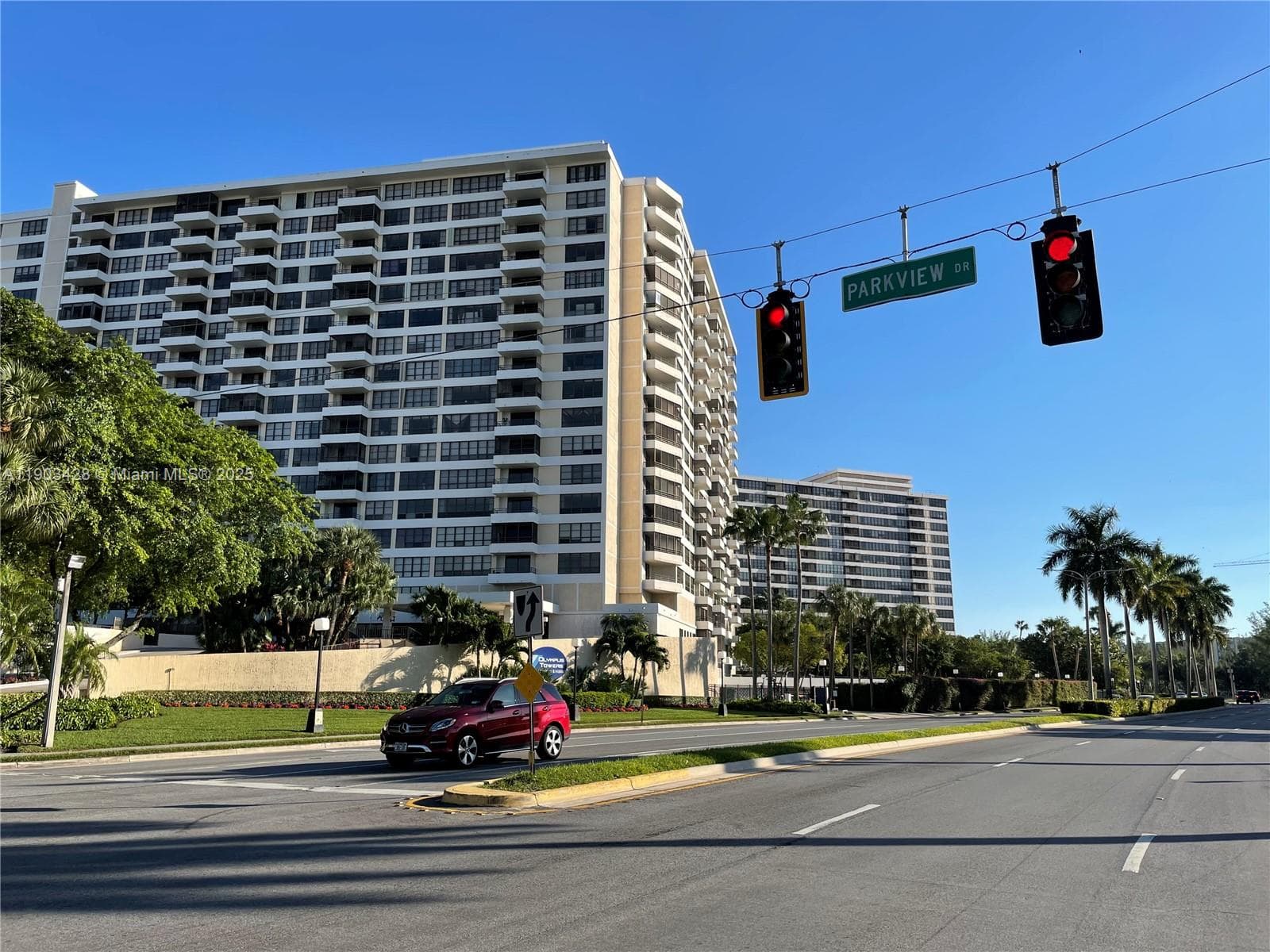 DESOTO PARK CONDO · #501 in Hallandale Beach - Photo 48