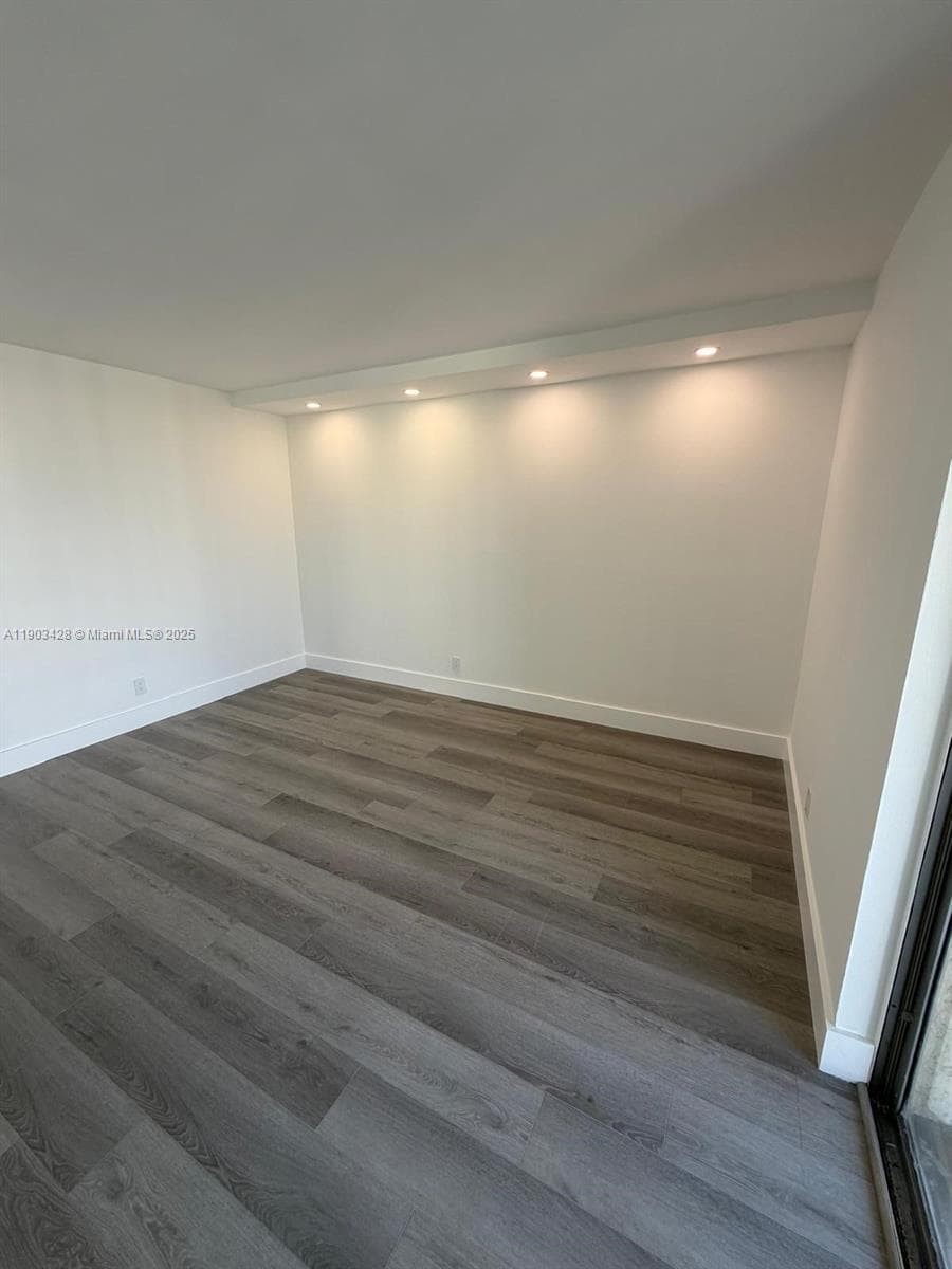 DESOTO PARK CONDO · #501 in Hallandale Beach - Photo 21