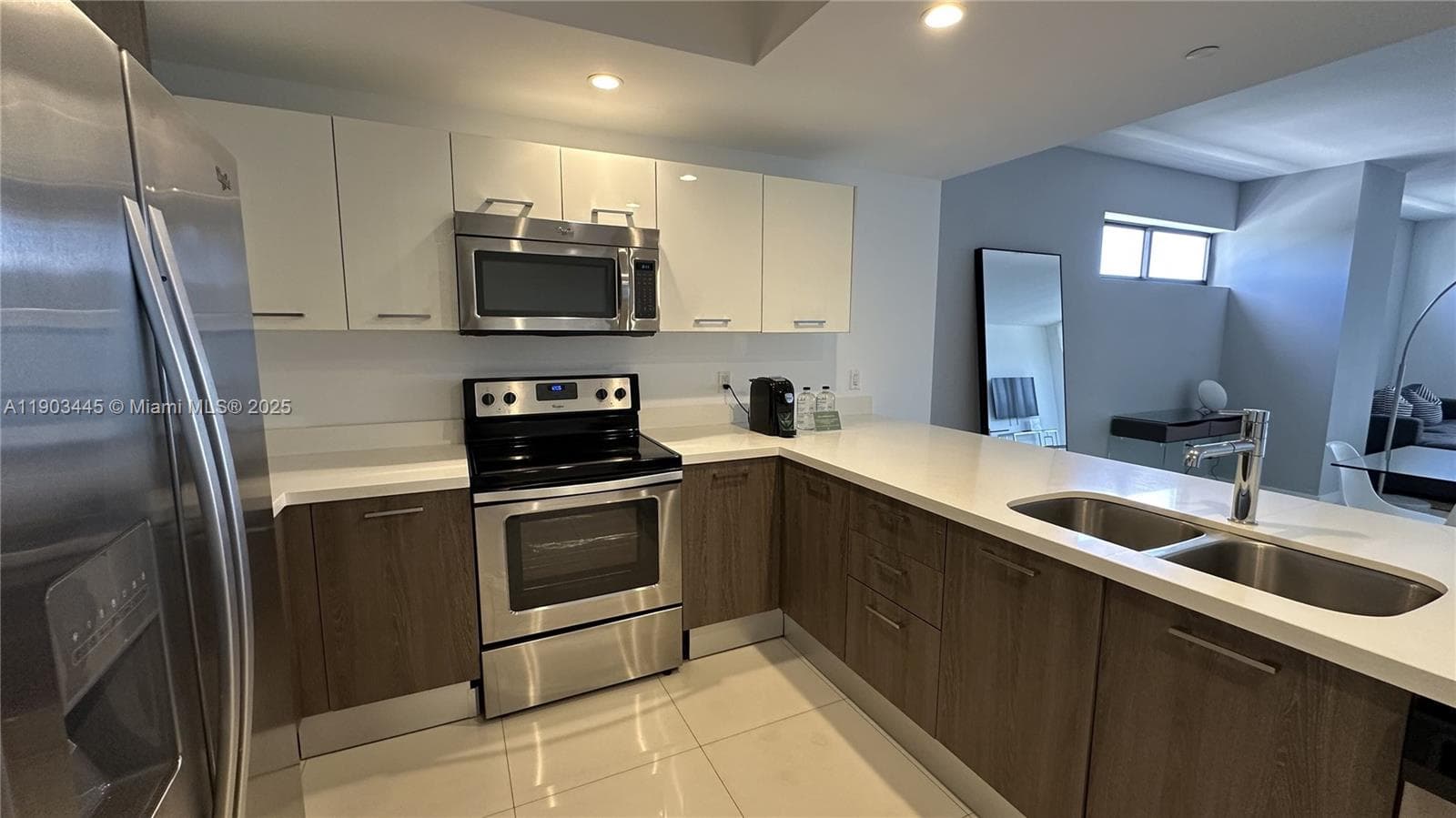 Bay Breeze Residences · #503 in Bay Harbor Islands - Photo 3