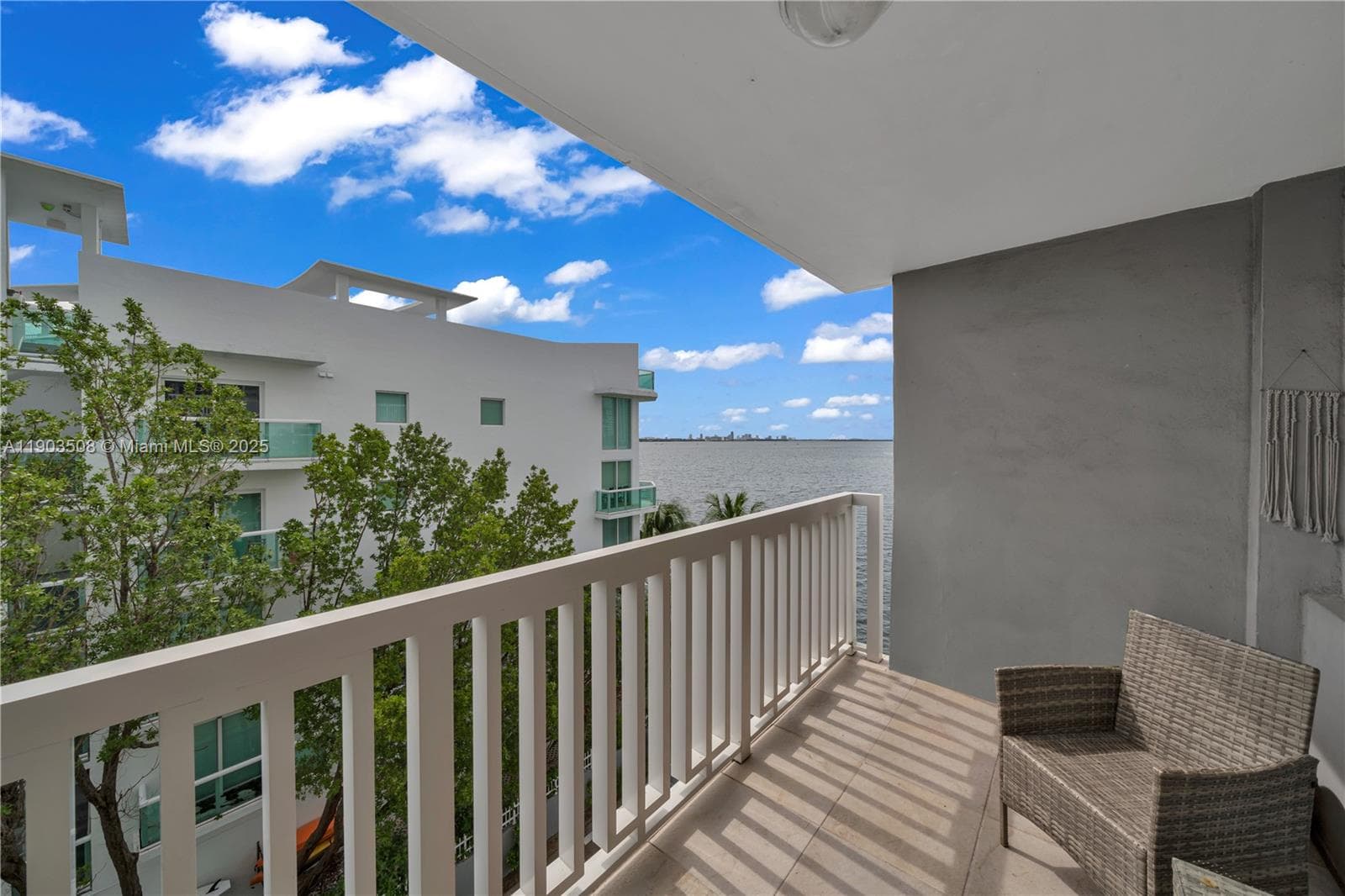 VILLA BAY VISTA CONDO · #505 in Miami Beach - Photo 2