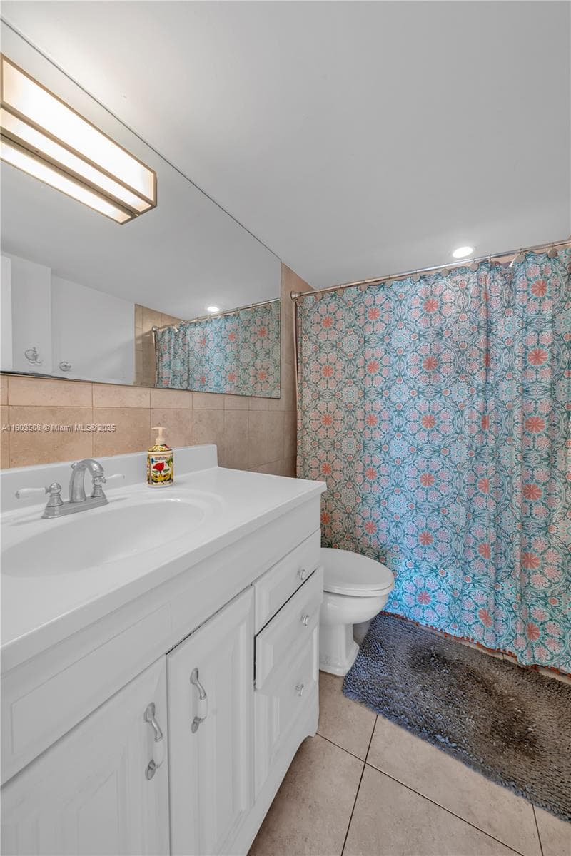 VILLA BAY VISTA CONDO · #505 in Miami Beach - Photo 12