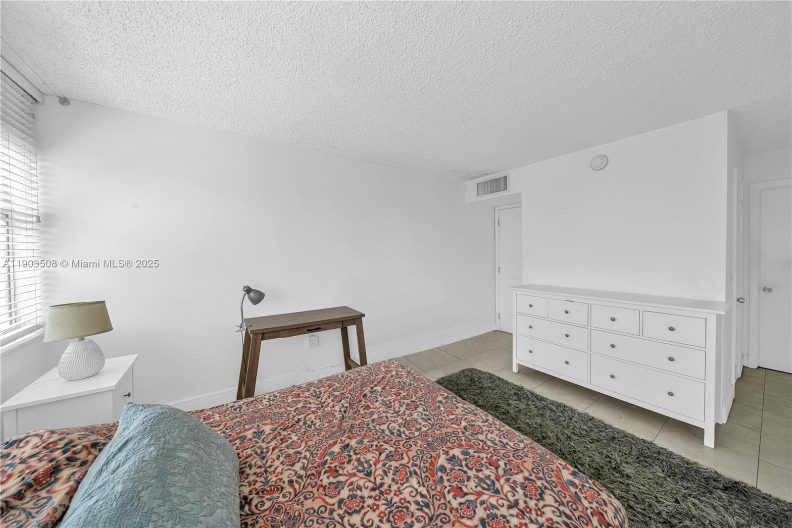 VILLA BAY VISTA CONDO · #505 in Miami Beach - Photo 10