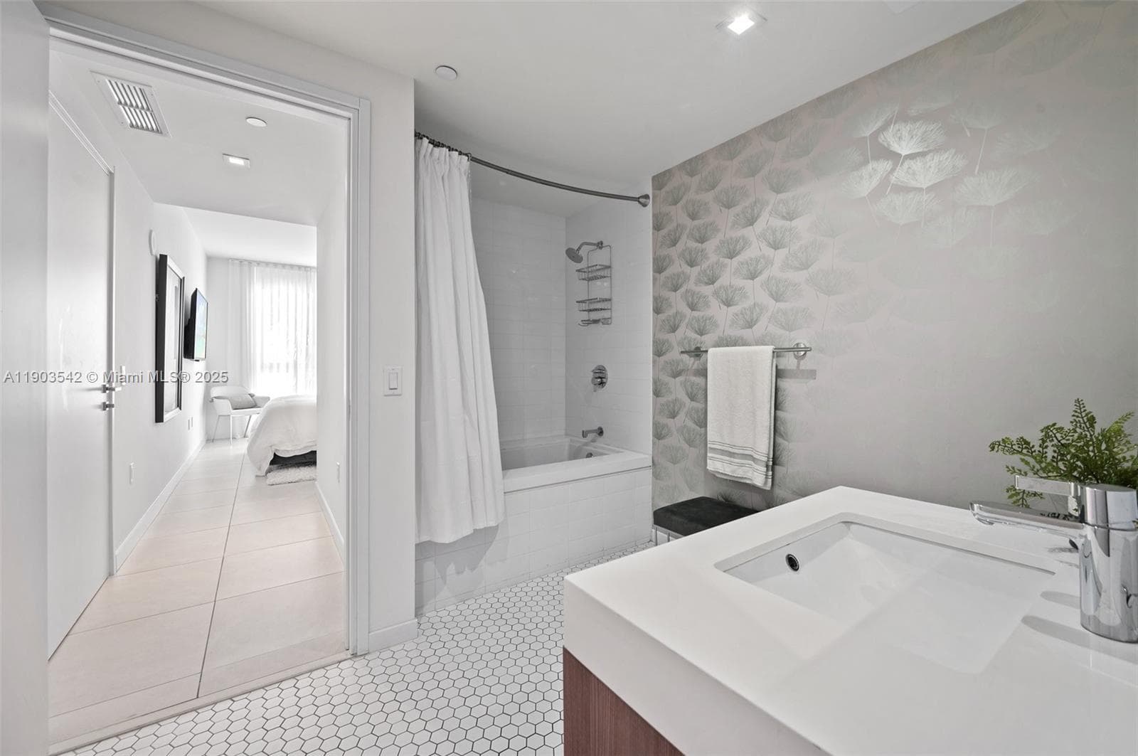 TIFFANY HOUSE CONDO · #505 in Fort Lauderdale - Photo 36