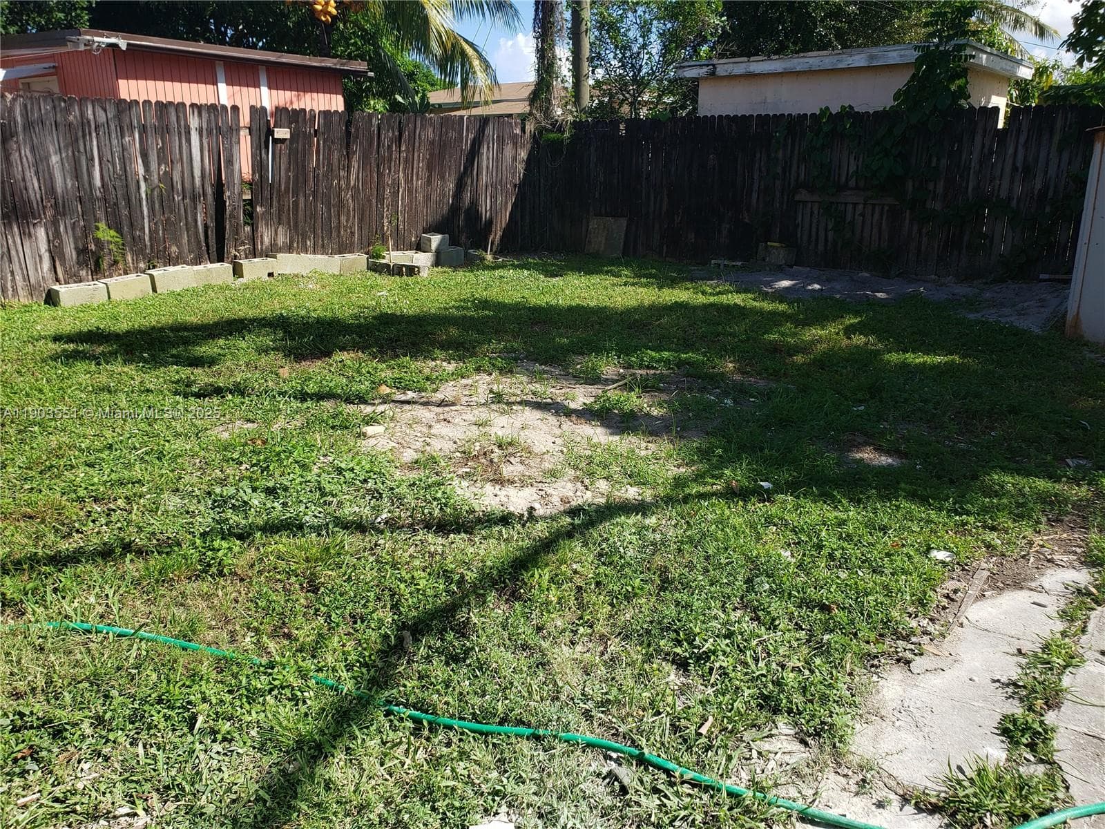 1370 NW 116 TER photo 12