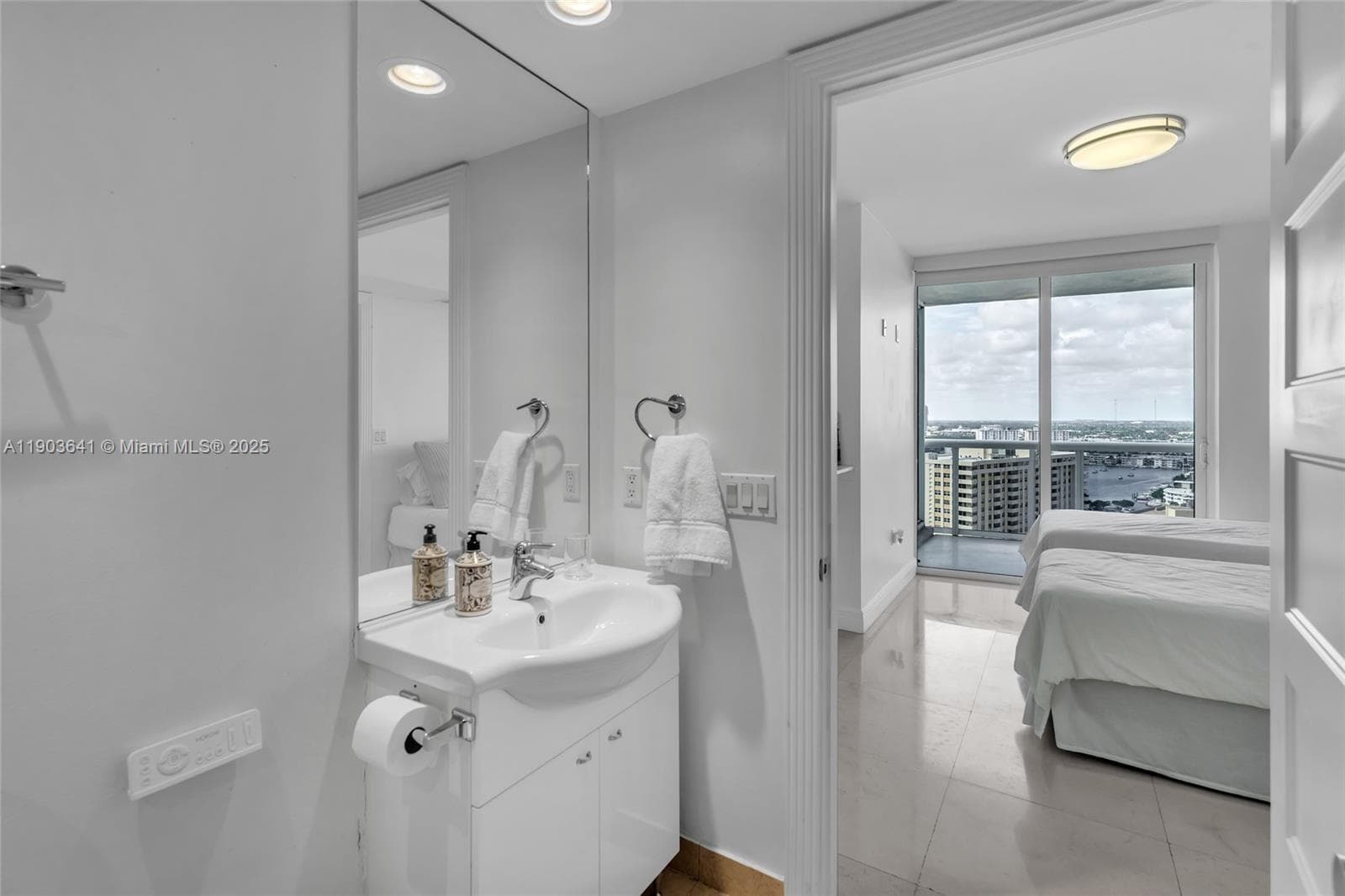 2nd Bathroom