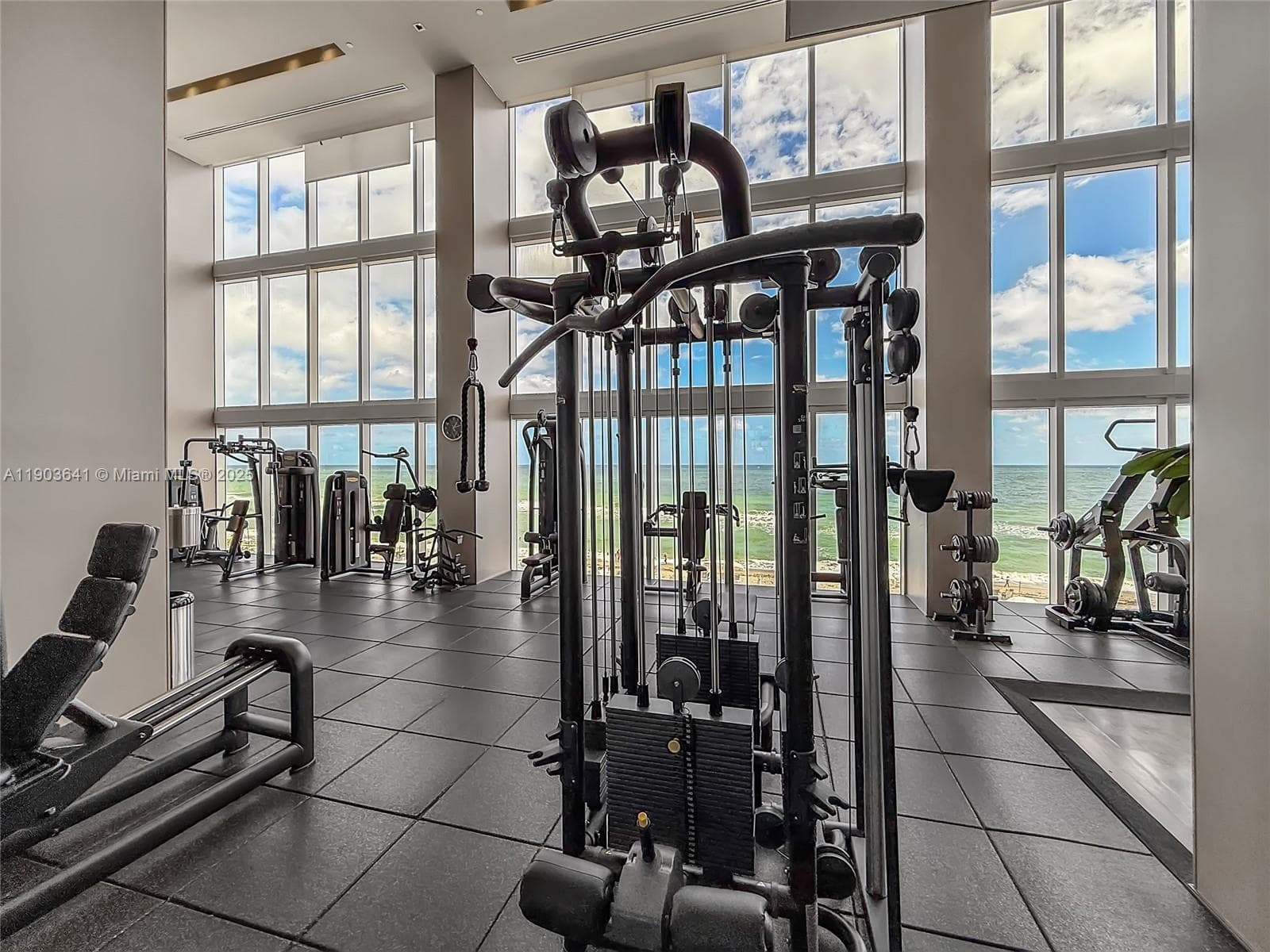 BEACH CLUB THREE CONDO · #2207 in Hallandale Beach - Photo 11