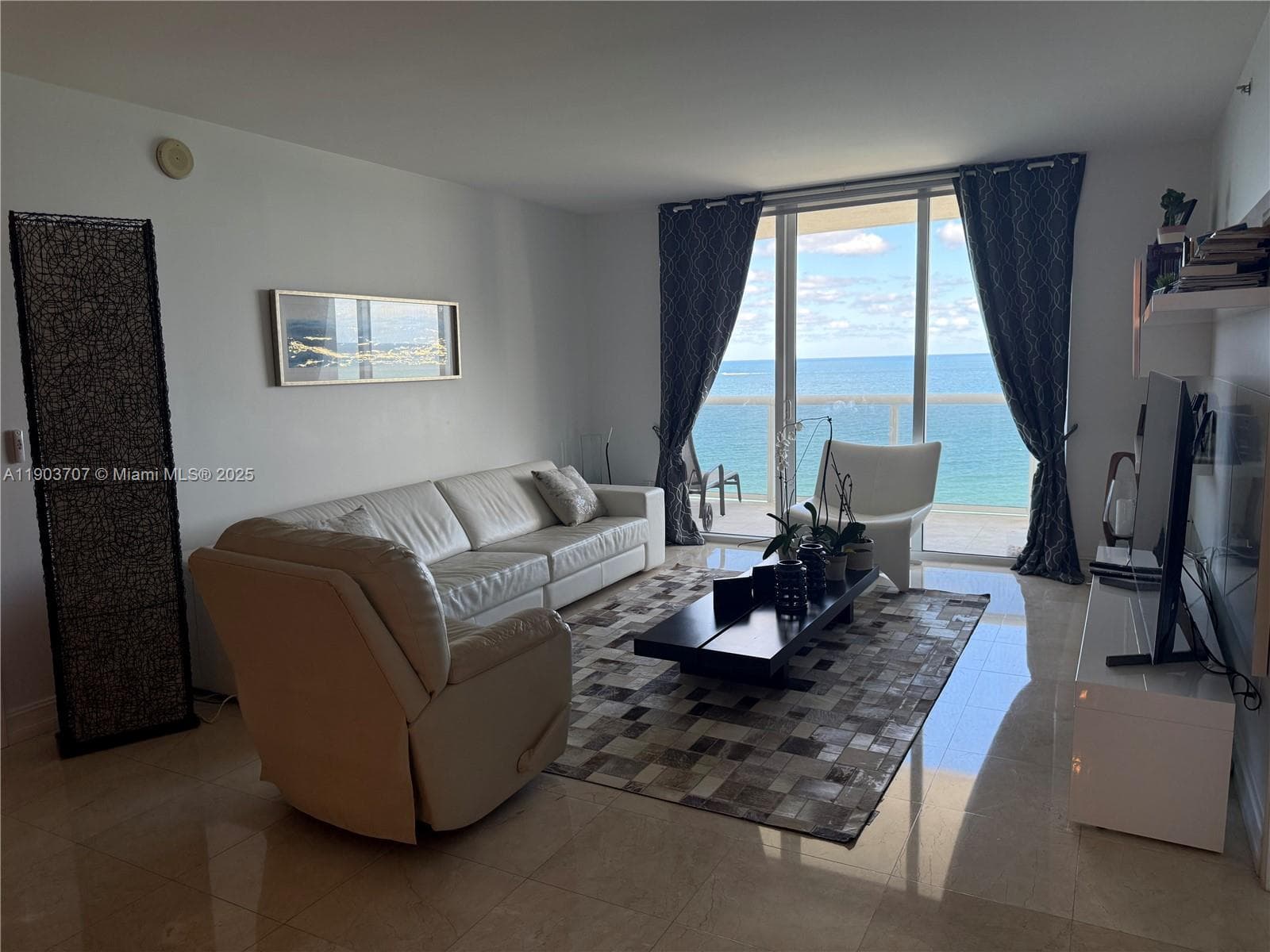 BEACH CLUB CONDO · #1702 in Hallandale Beach - Photo 10