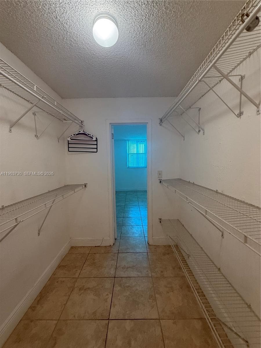 BAYVIEW PALMS CONDO · #506 in North Miami - Photo 8