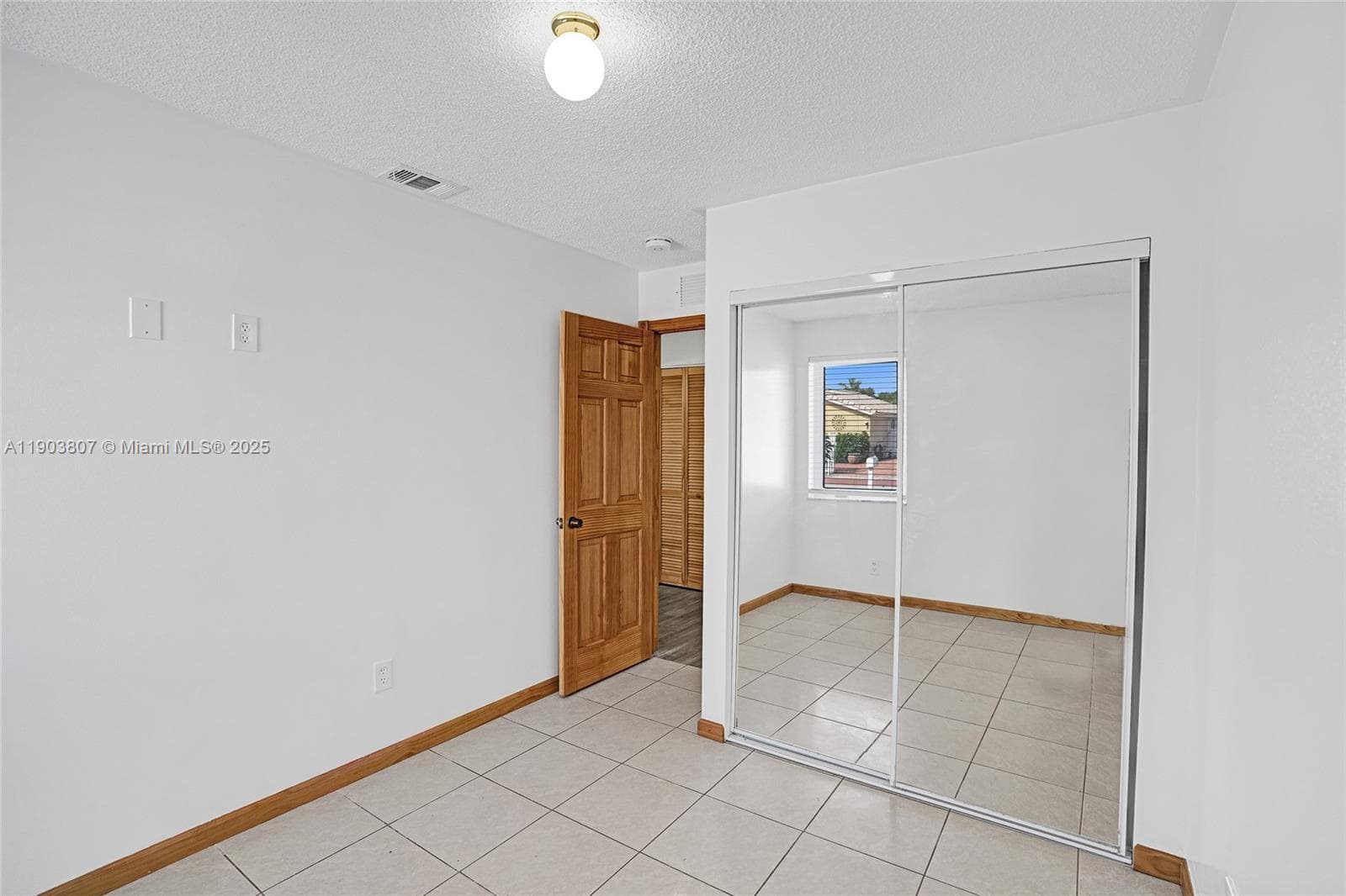 11482 SW 181st St photo 13