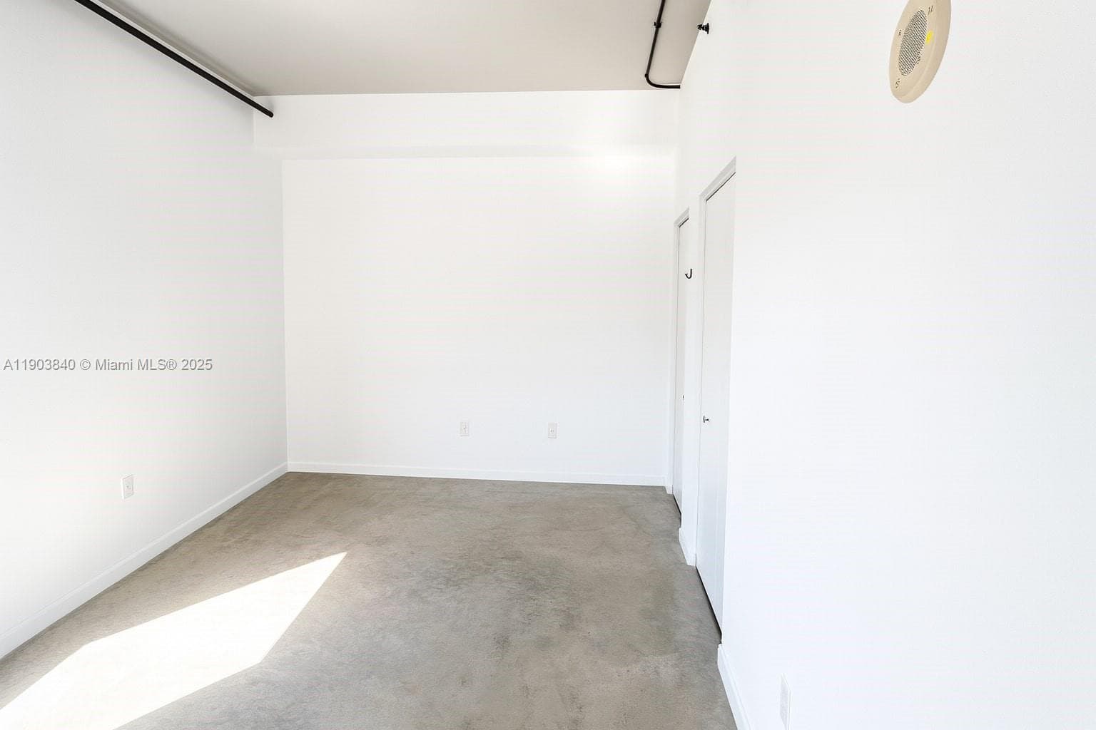 NEO CONDO · #811 in Miami - Photo 13