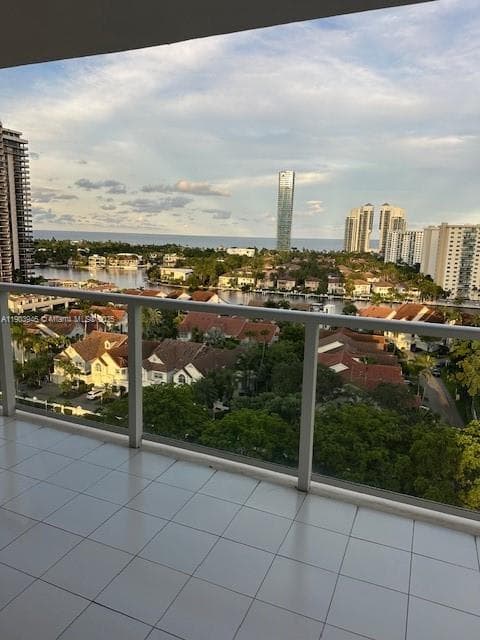 MARINA  TOWERS · #12A in Aventura - Photo 48