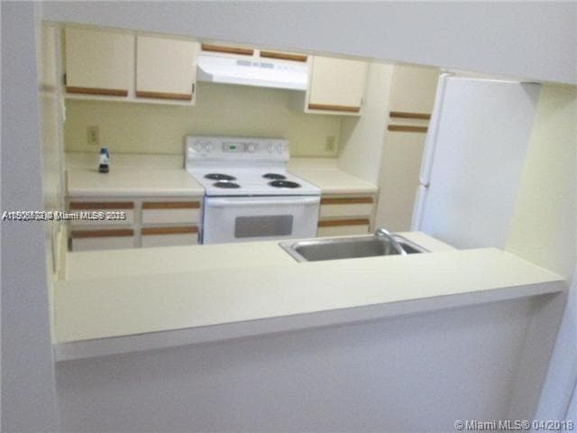 PALM AIRE GARDENS CONDO · #16 in Pompano Beach - Photo 6