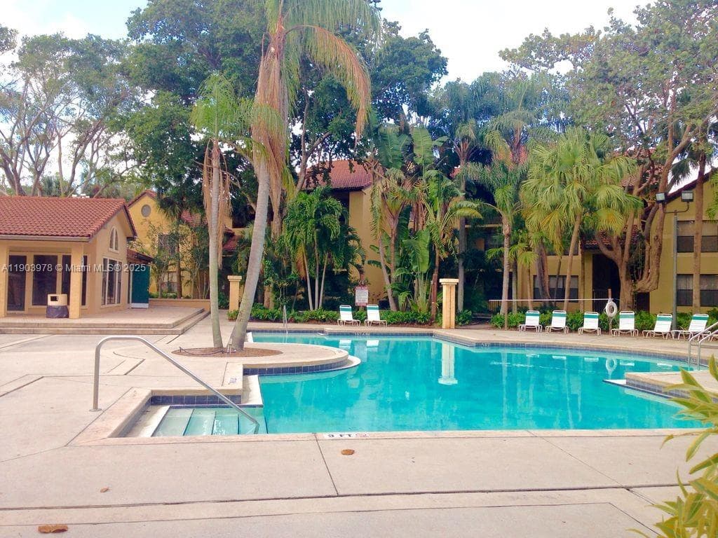 PALM AIRE GARDENS CONDO · #16 in Pompano Beach - Photo 9