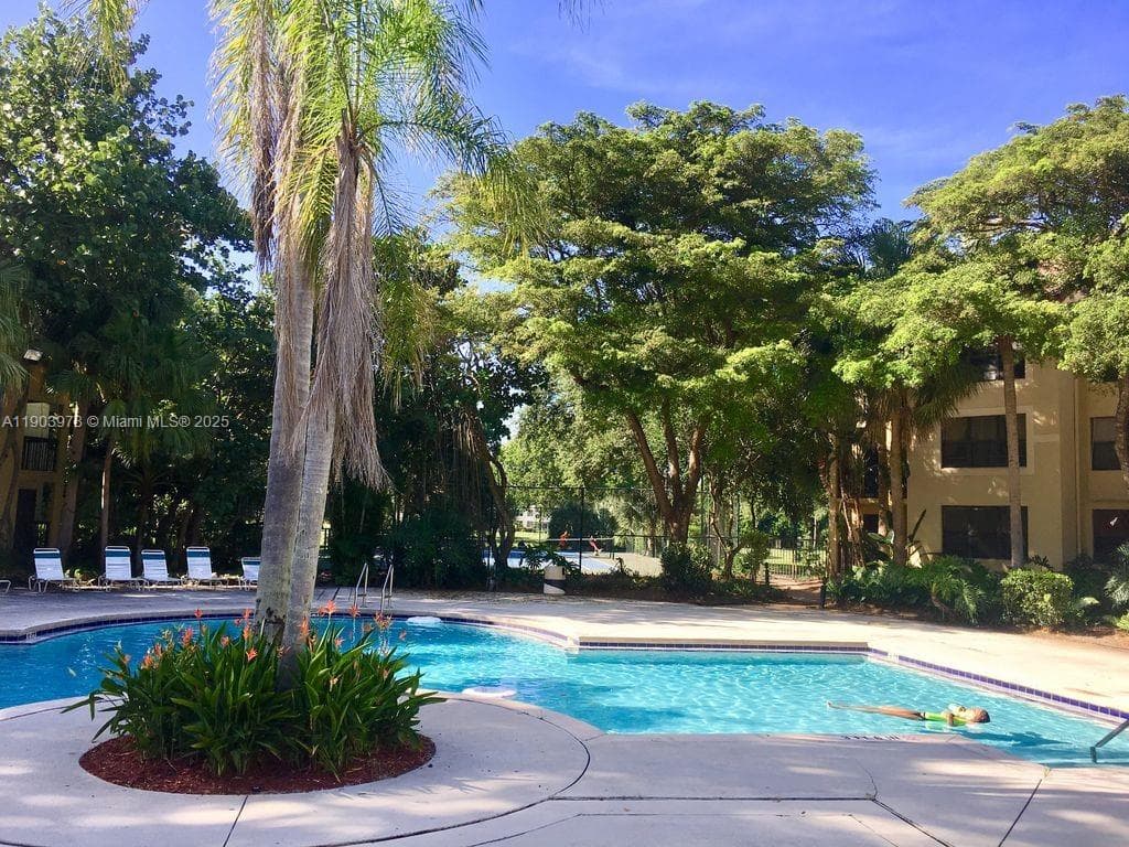 PALM AIRE GARDENS CONDO · #16 in Pompano Beach - Photo 10