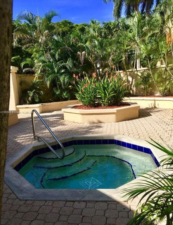 PALM AIRE GARDENS CONDO · #16 in Pompano Beach - Photo 8