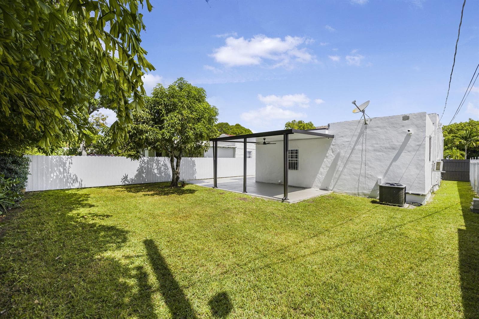 36-web-or-mls-2244-sw-10th-st