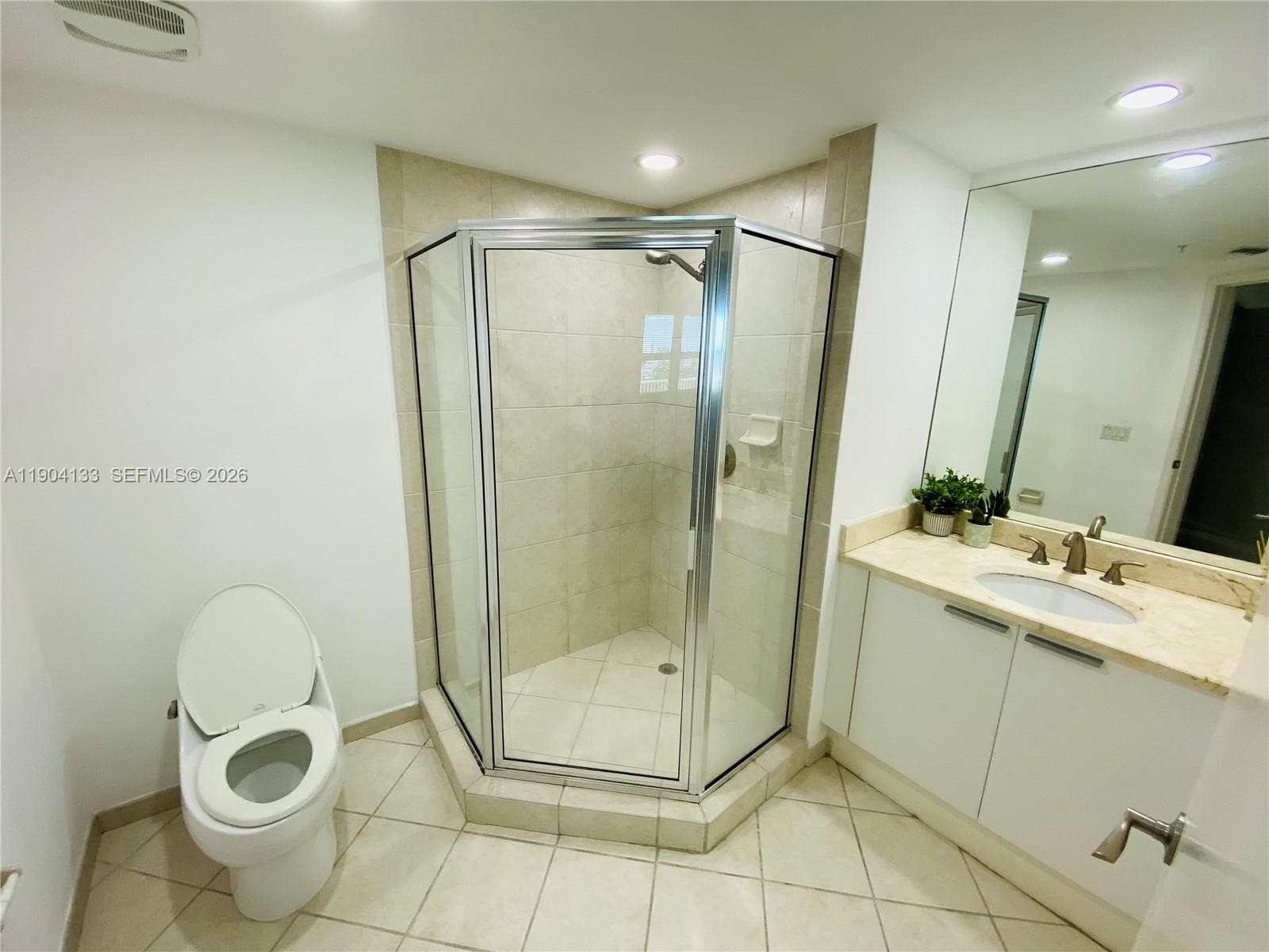 Half bathroom for guests