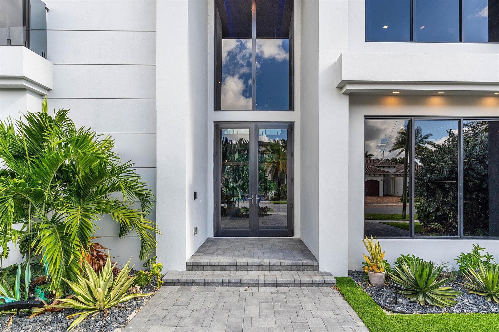 005-245Northeast6thCourt-BocaRaton-FL-33