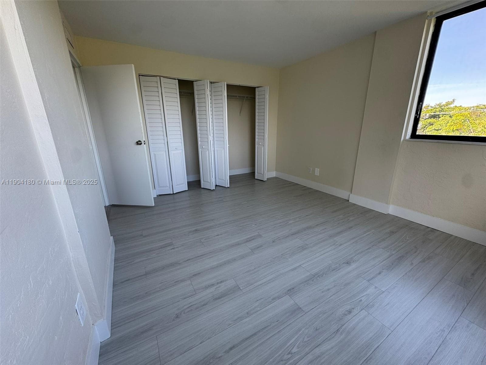 Bedroom #1