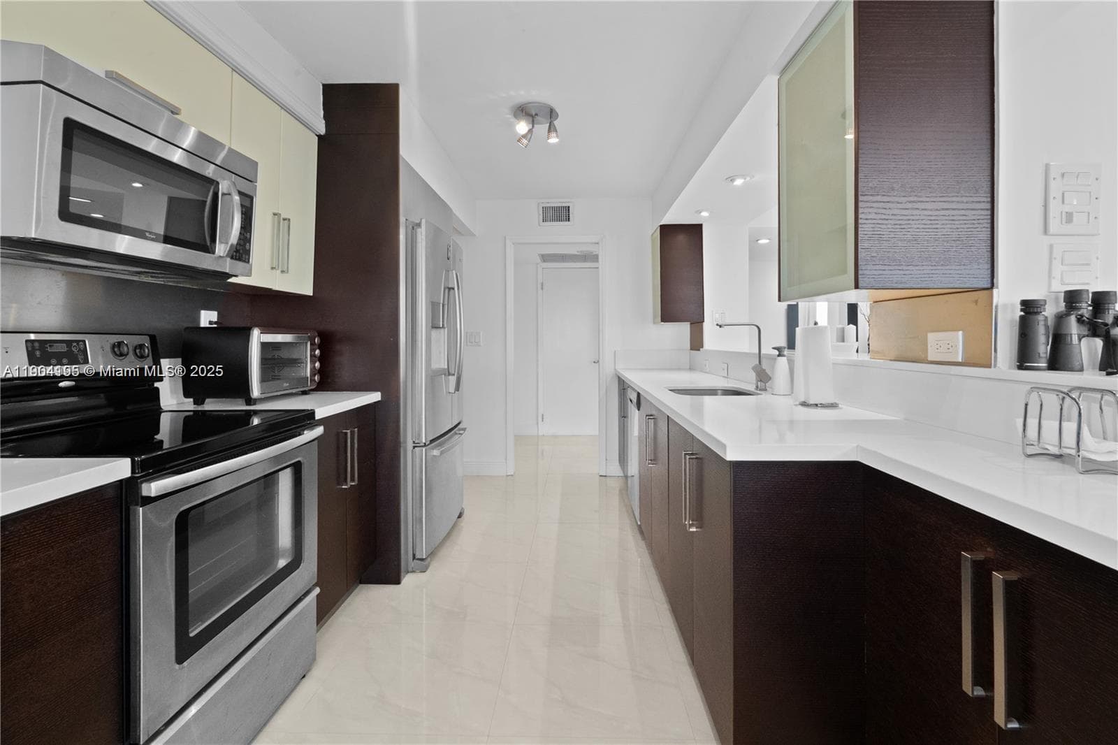 AQUARIUS CONDO · #N8PH in Hollywood - Photo 7