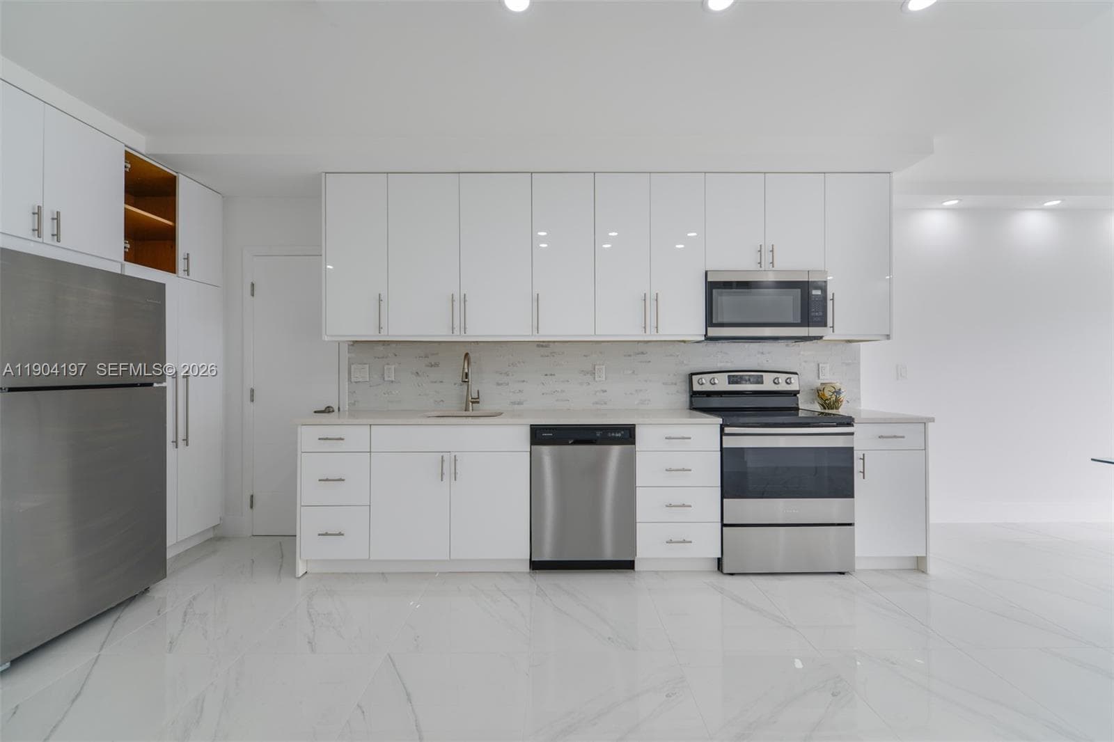 HEMISPHERES CONDO · #19A in Hallandale Beach - Photo 7
