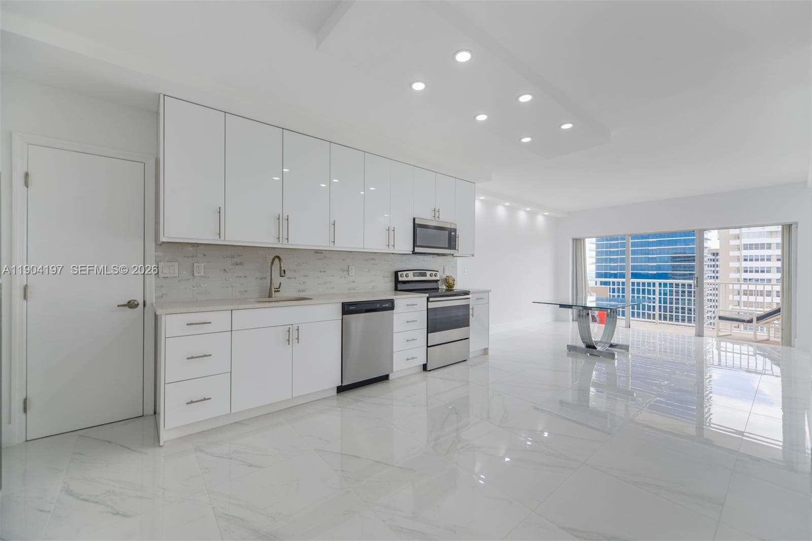 HEMISPHERES CONDO · #19A in Hallandale Beach - Photo 5