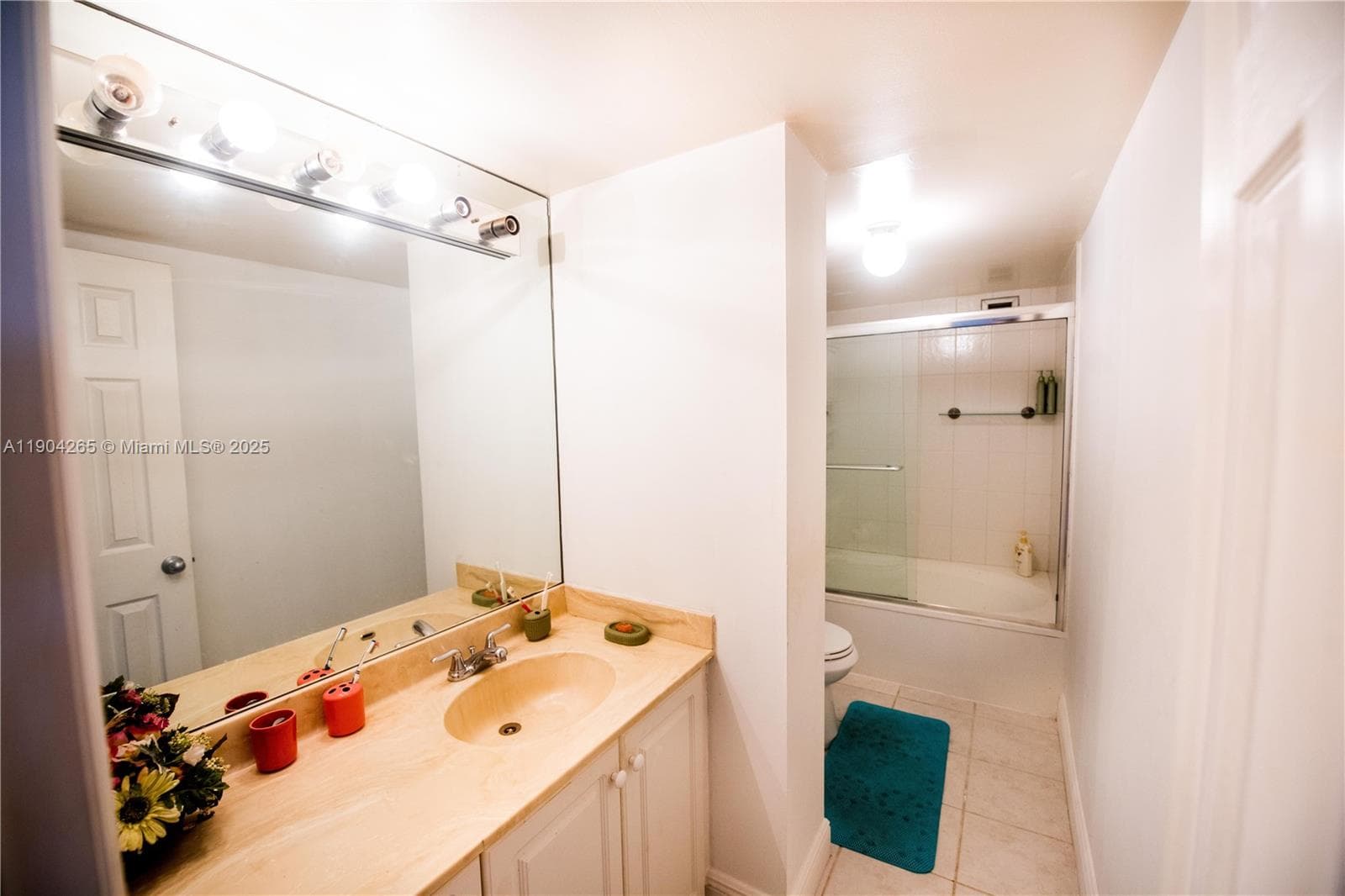 200 LESLIE CONDO · #214 in Hallandale Beach - Photo 4
