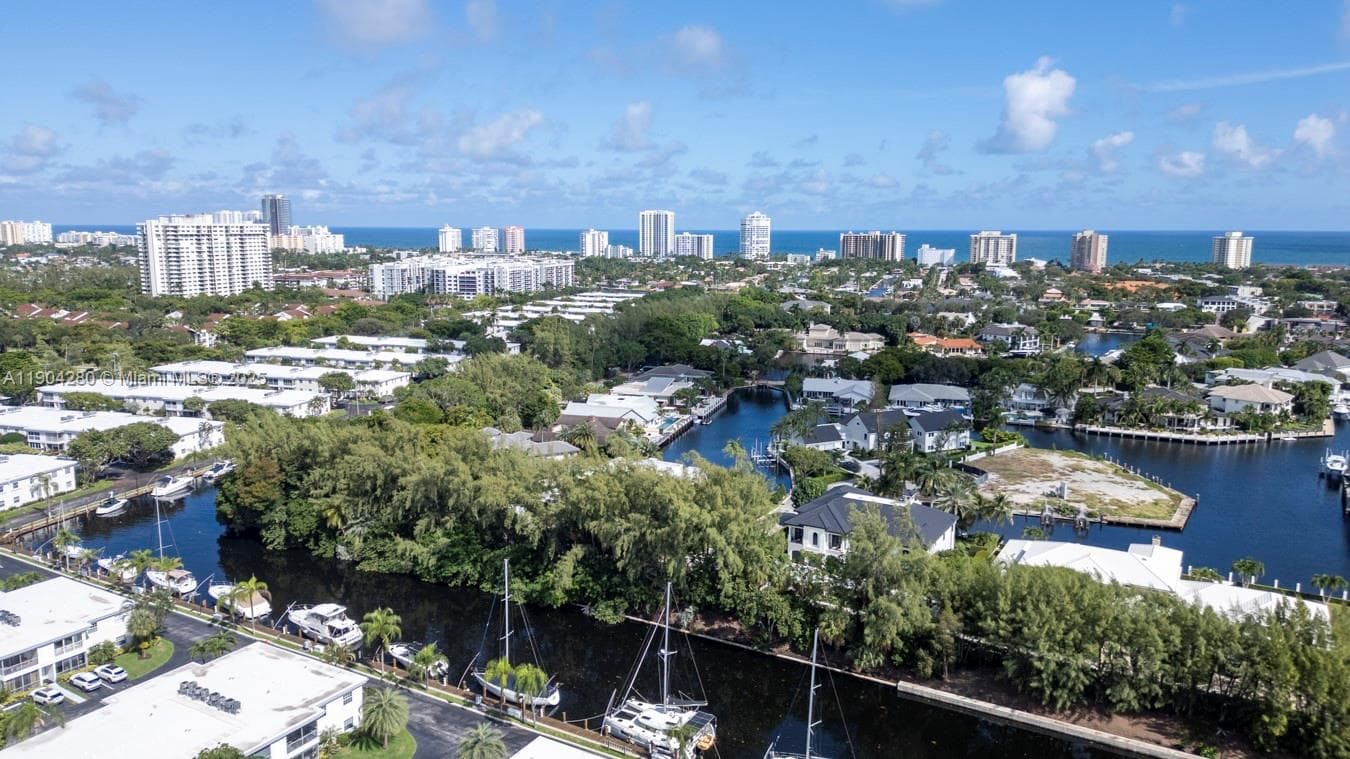 BAY COLONY CLUB · #3 in Fort Lauderdale - Photo 40