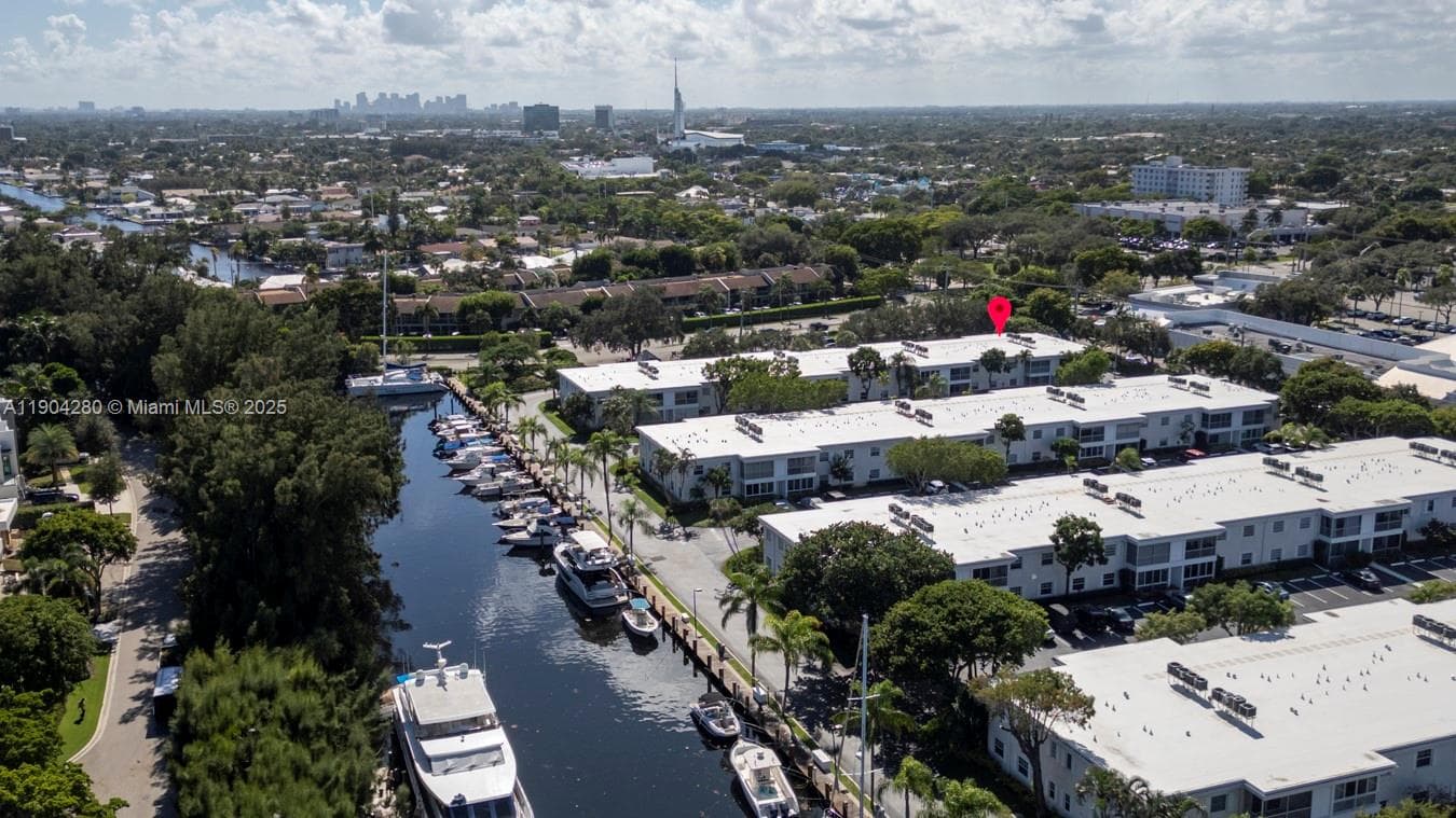 BAY COLONY CLUB · #3 in Fort Lauderdale - Photo 35