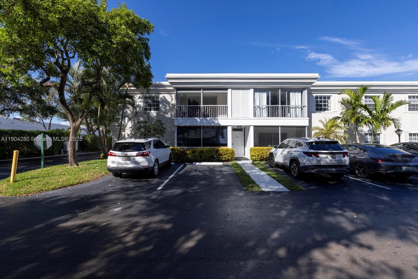 BAY COLONY CLUB · #3 in Fort Lauderdale - Photo 25