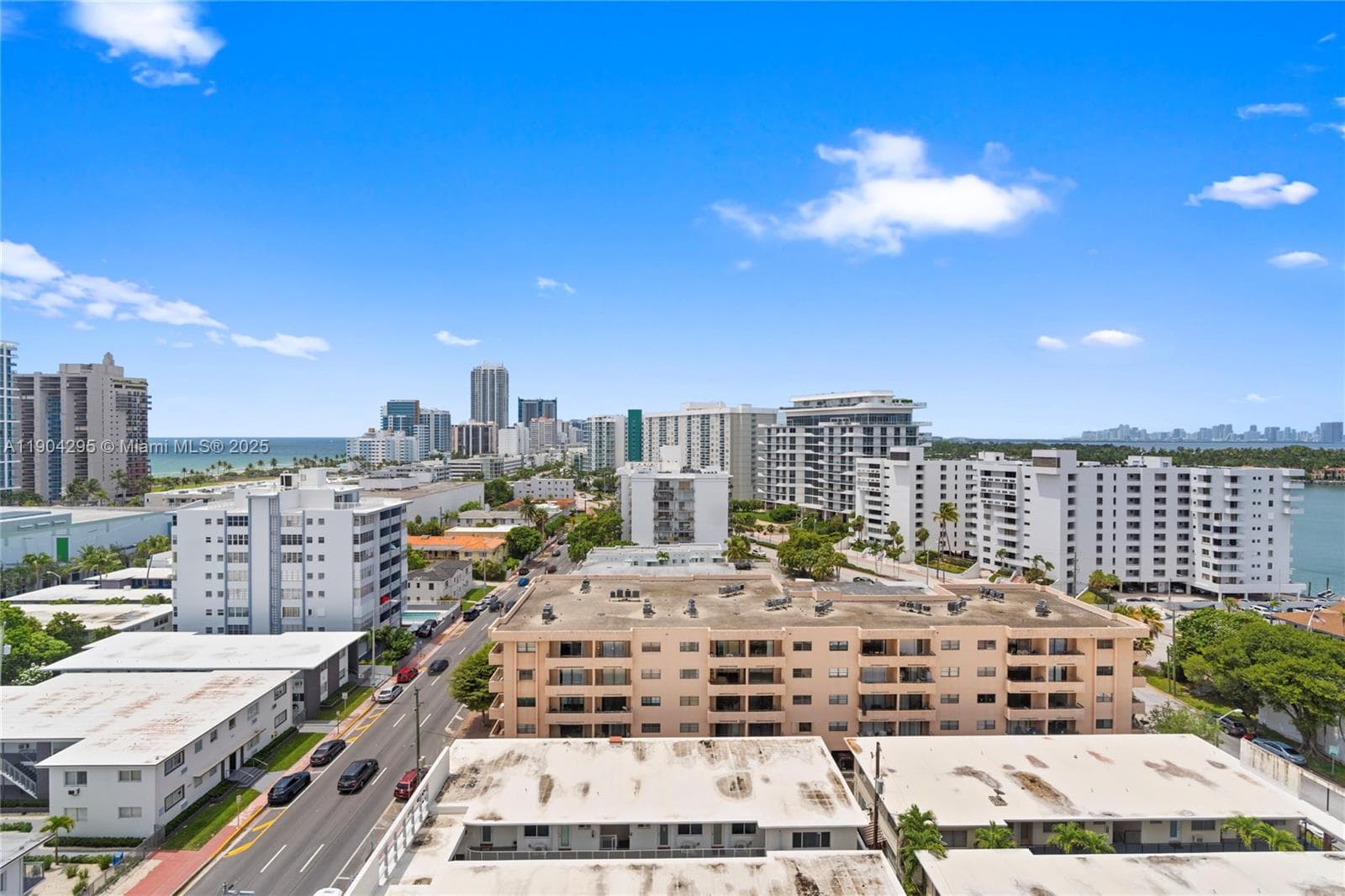 401 BLU OF NORTH BEACH CO · #1204 in Miami Beach - Photo 23