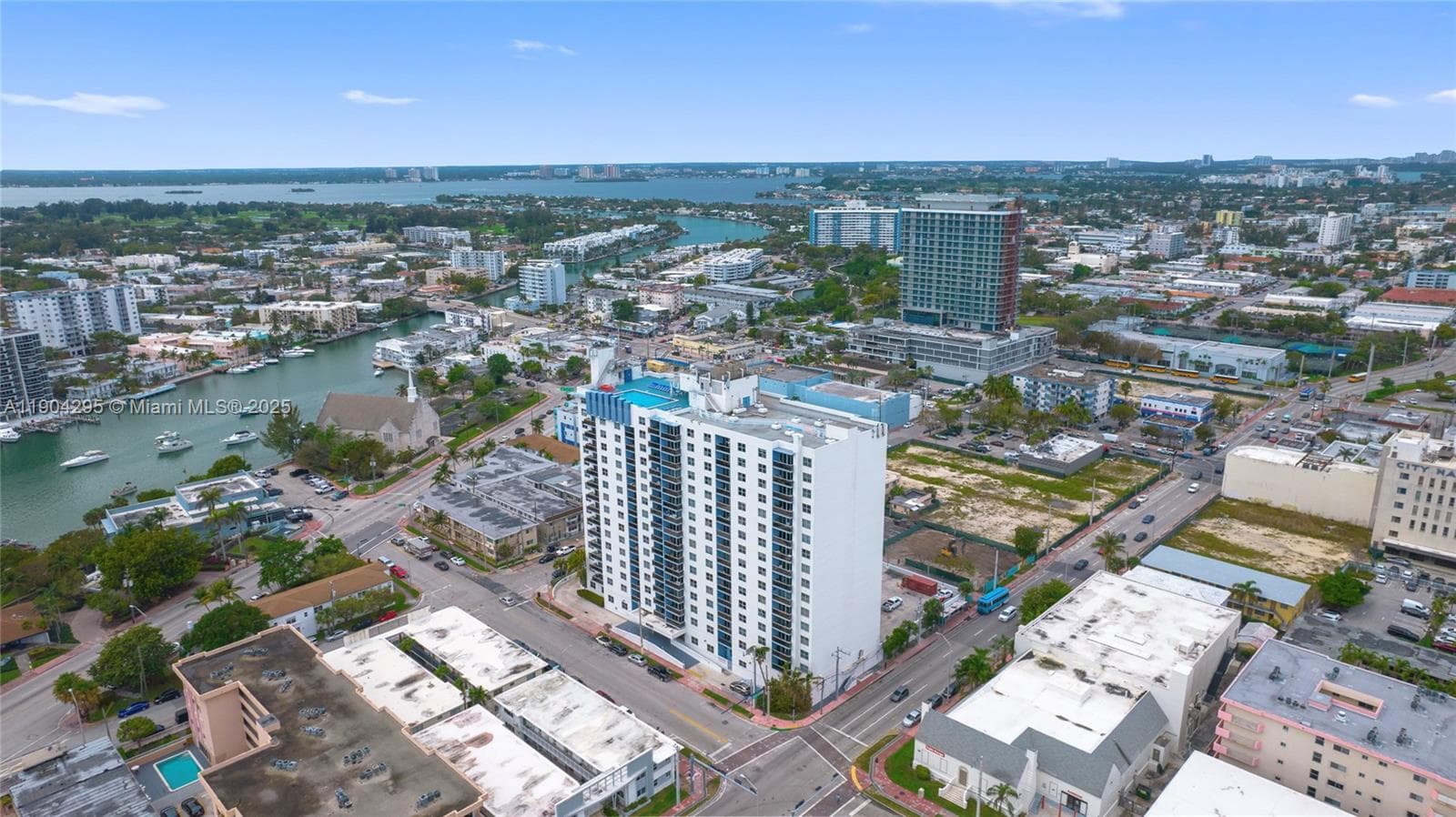 401 BLU OF NORTH BEACH CO · #1204 in Miami Beach - Photo 28