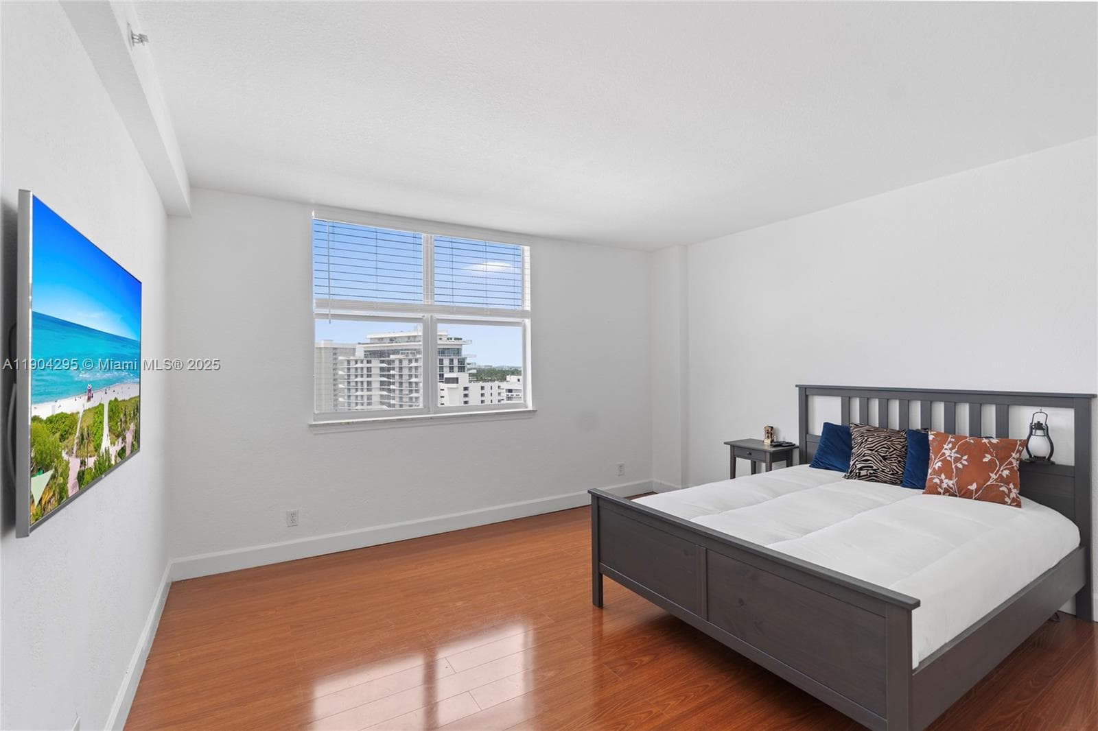 401 BLU OF NORTH BEACH CO · #1204 in Miami Beach - Photo 14