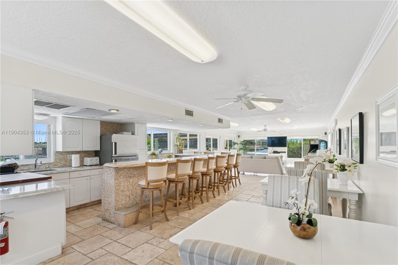 HILLSBORO ISLAND HOUSE · #901 in Hillsboro Beach - Photo 32