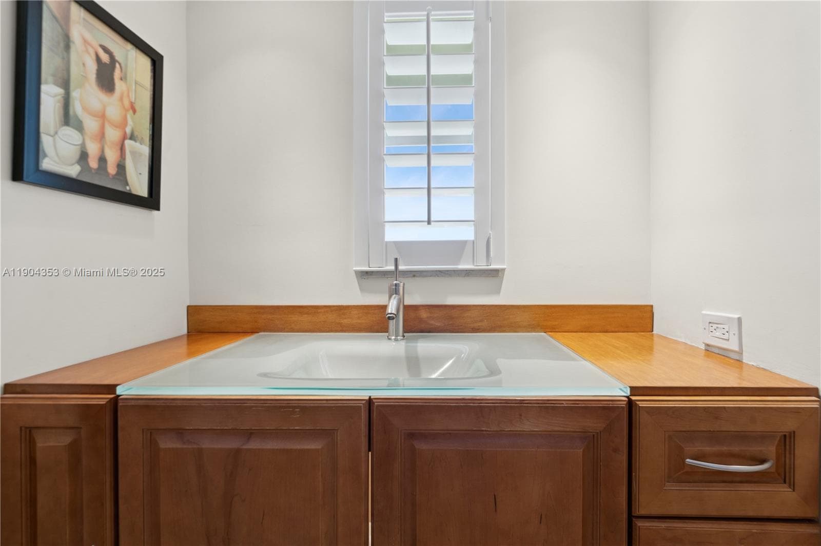 HILLSBORO ISLAND HOUSE · #901 in Hillsboro Beach - Photo 20