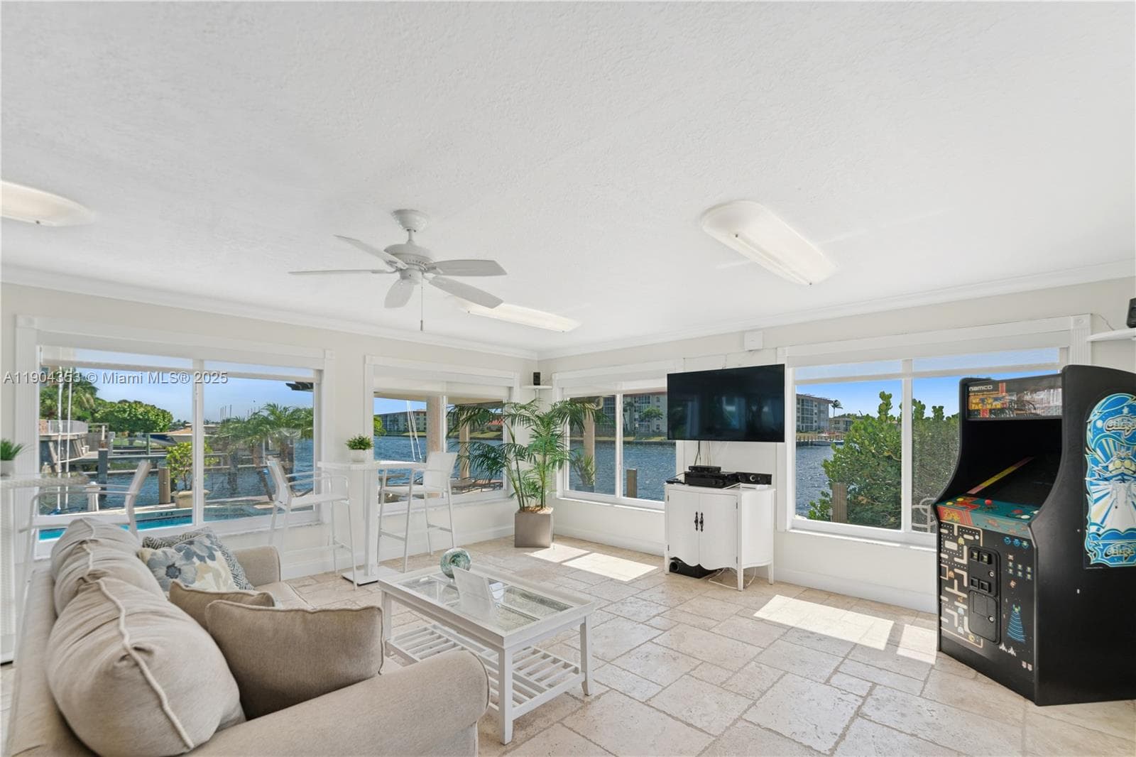 HILLSBORO ISLAND HOUSE · #901 in Hillsboro Beach - Photo 34