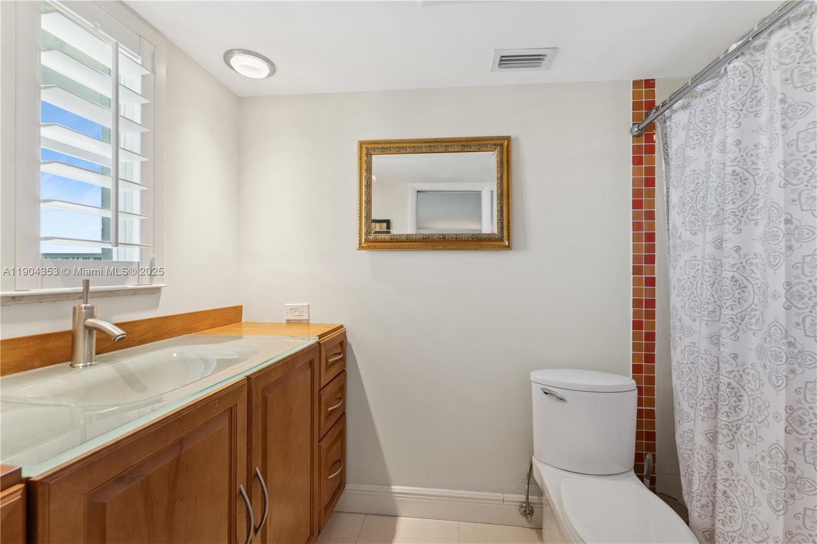 HILLSBORO ISLAND HOUSE · #901 in Hillsboro Beach - Photo 19