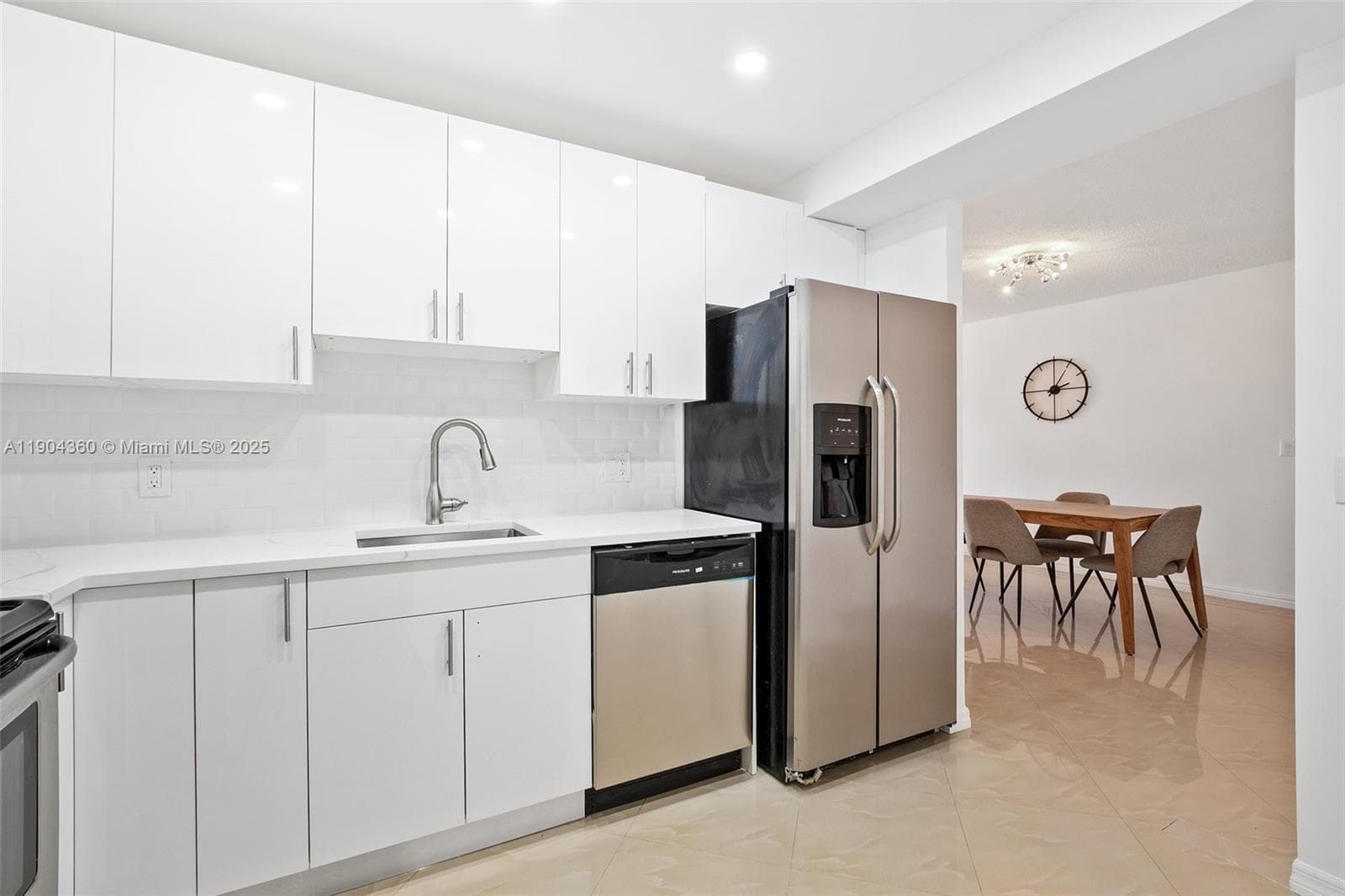 HEMISPHERES CONDO · #2M in Hallandale Beach - Photo 13