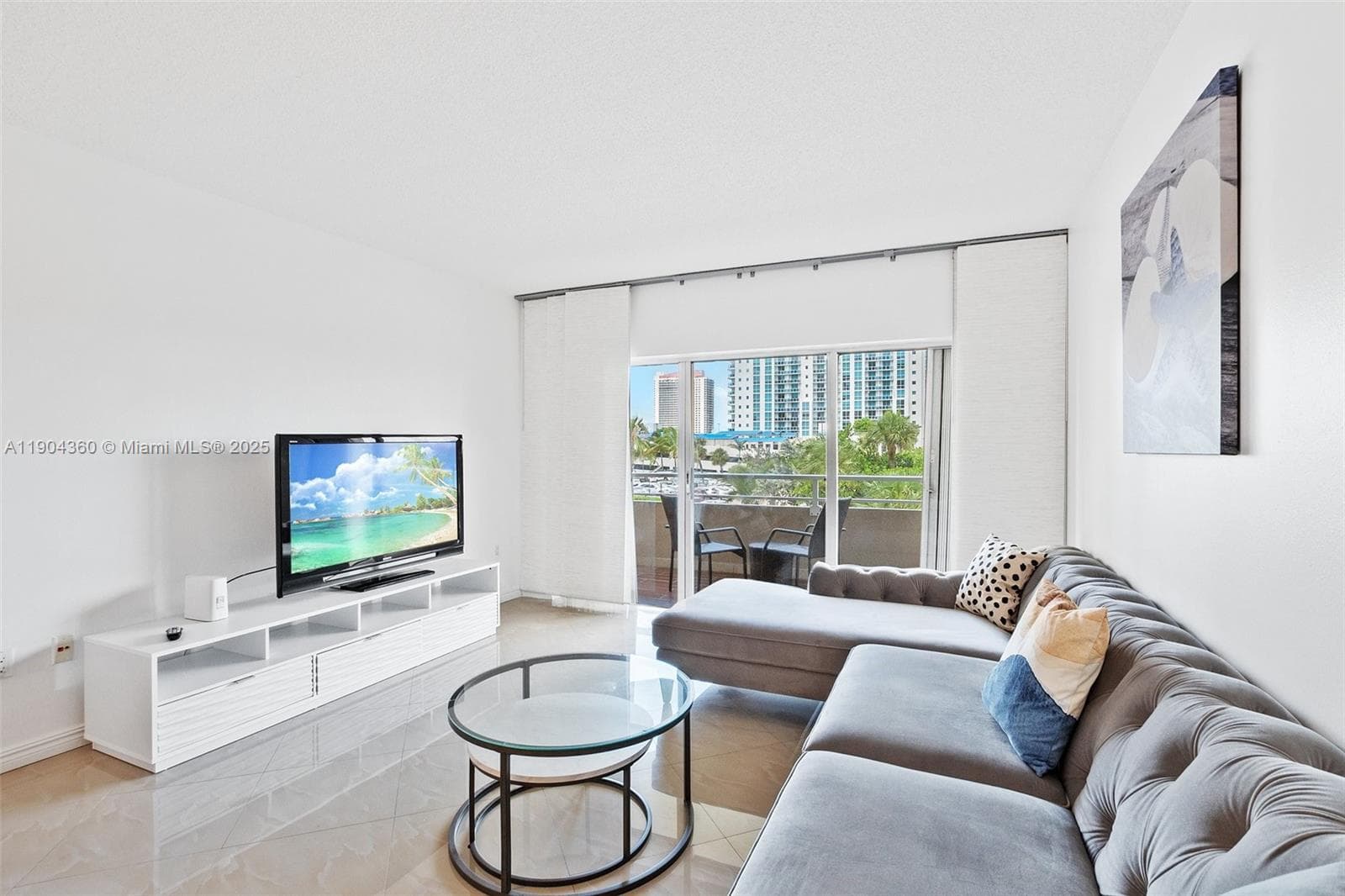 HEMISPHERES CONDO · #2M in Hallandale Beach - Photo 3