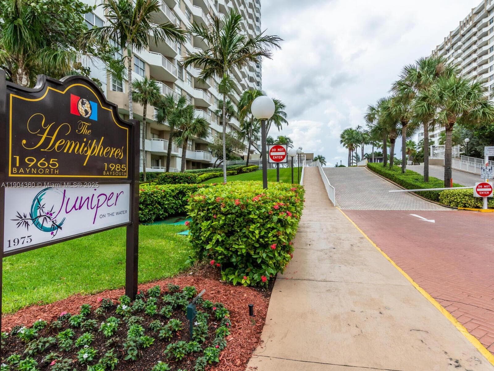 HEMISPHERES CONDO · #2M in Hallandale Beach - Photo 36