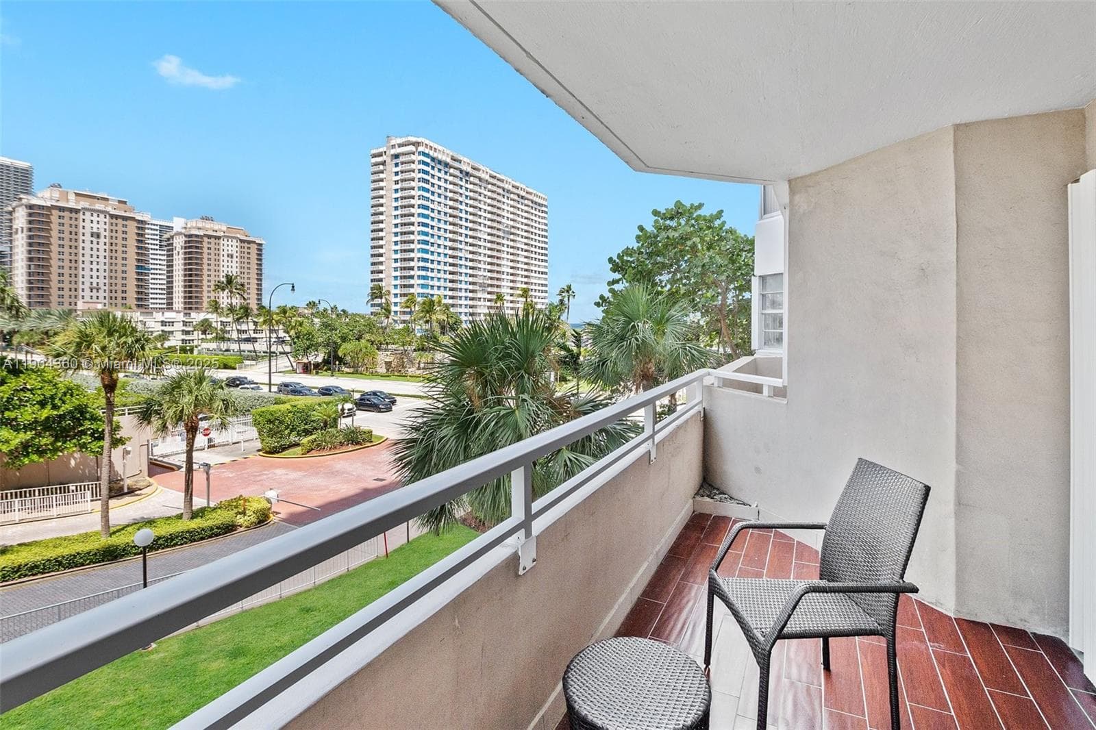 HEMISPHERES CONDO · #2M in Hallandale Beach - Photo 5