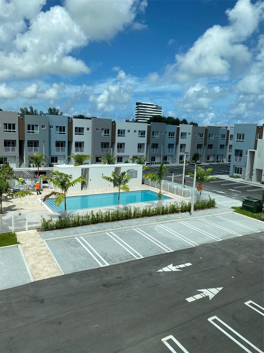 RIVERWOOD · #1206 in Miami - Photo 3