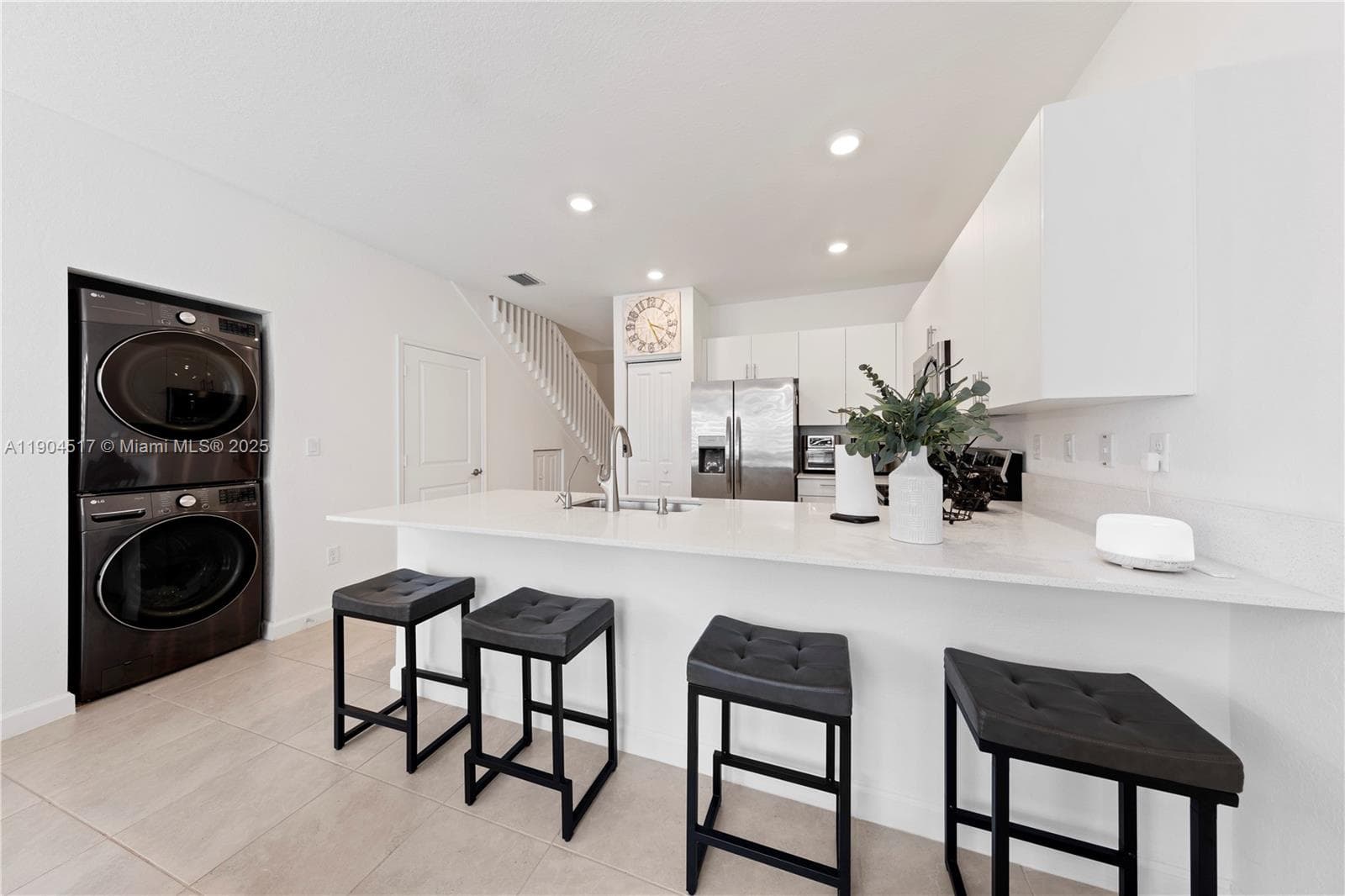 12942 SW 232nd Ter photo 6